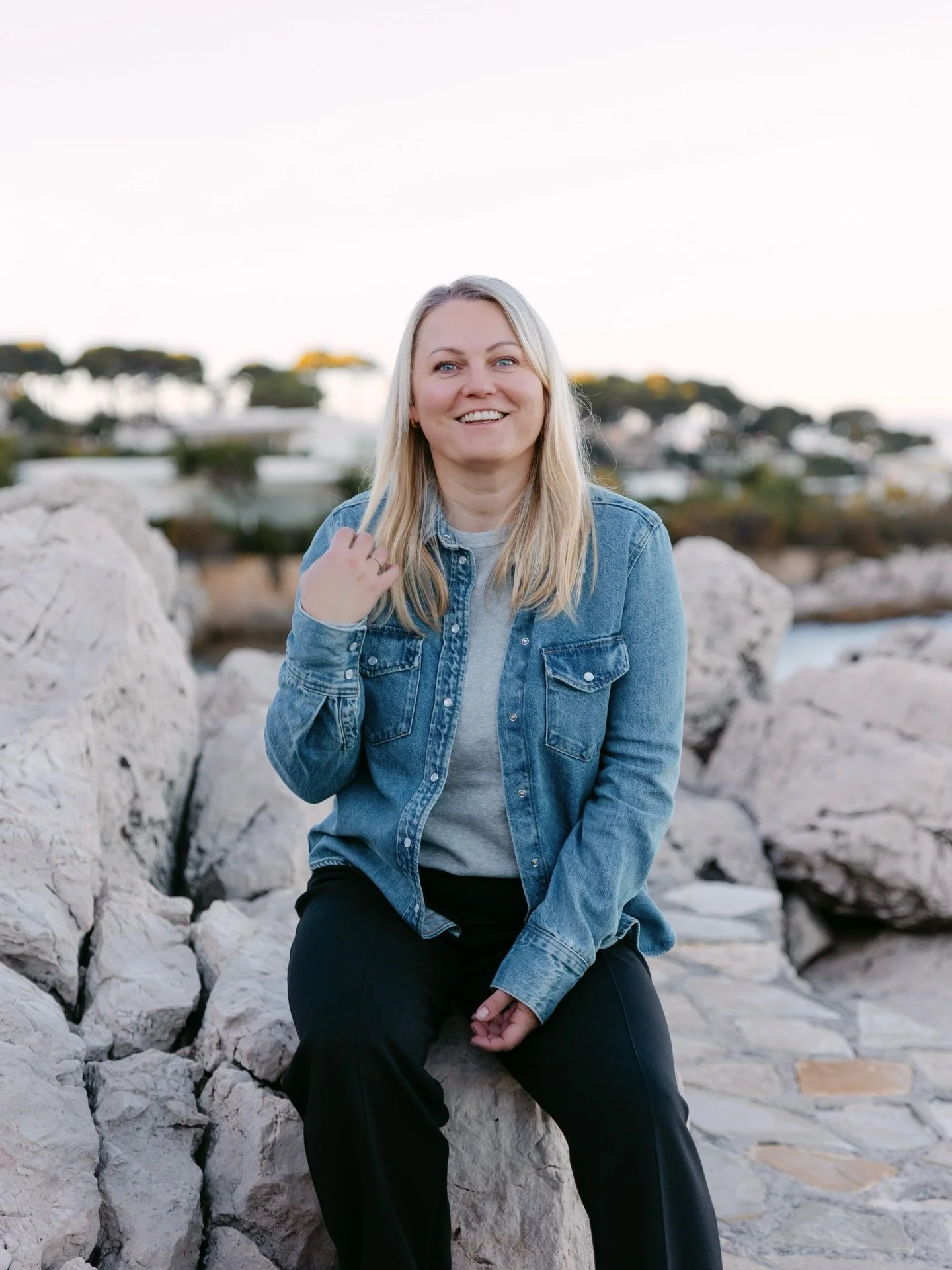 Here is the face you usually see behind the camera.
And here are 5 random facts about me to get to know me better:
	1.	At one point in my life, I ran a somewhat successful YouTube channel. A different lifetime.
	2.	I learned to ride a bicycle when I 