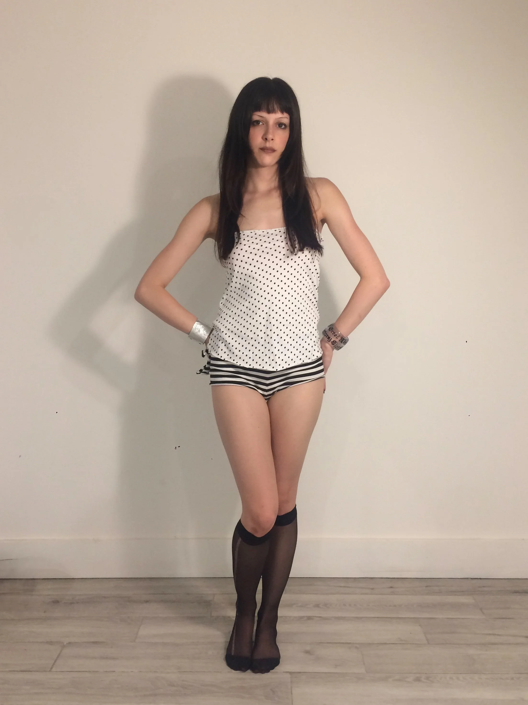 SS25 raw hem tube - polka dot (XS/S)  ☆
SS25 ruffle shorties - b/w stripe (S/M)  ☆
silver snap cuff  ☆
7 sins bangle