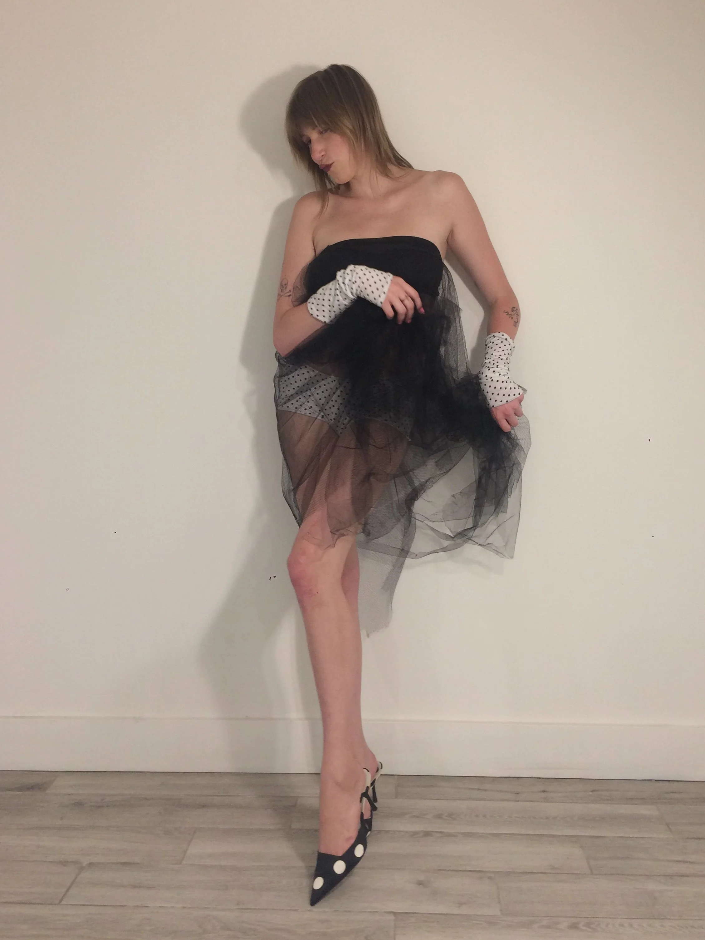 raw hem mini shorts - dot (S/M)  ☆
arm sleeve - dot (one size)