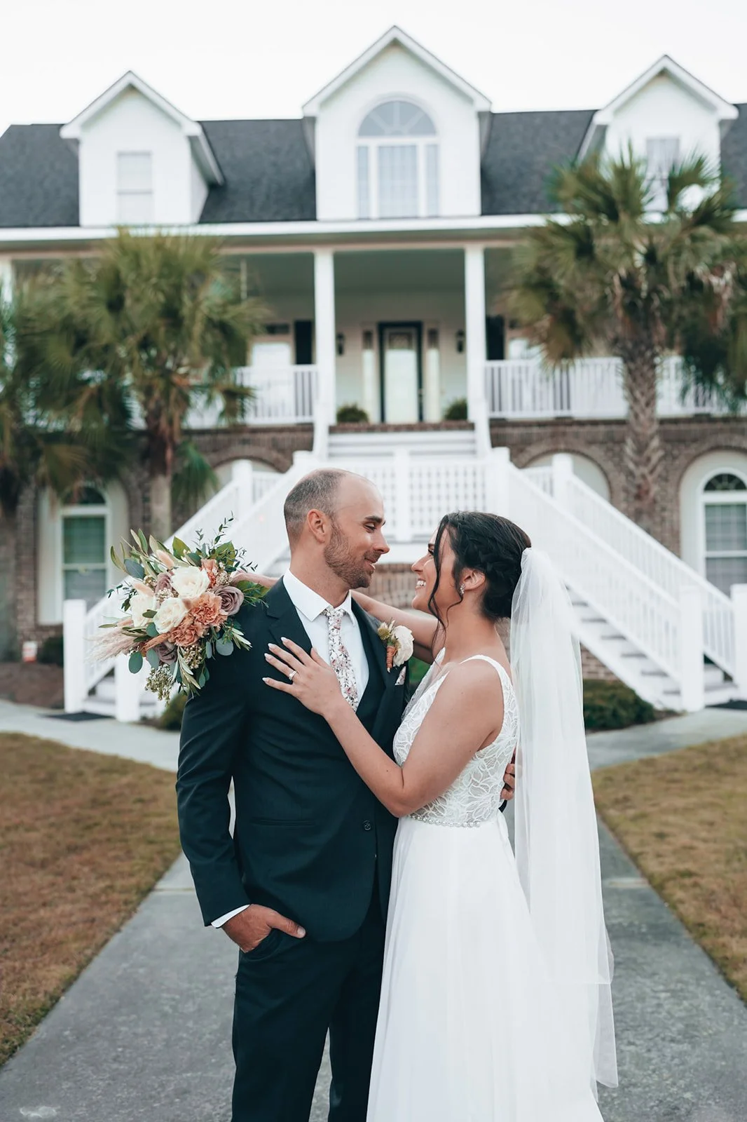 Charleston waterfront wedding venue with oaks