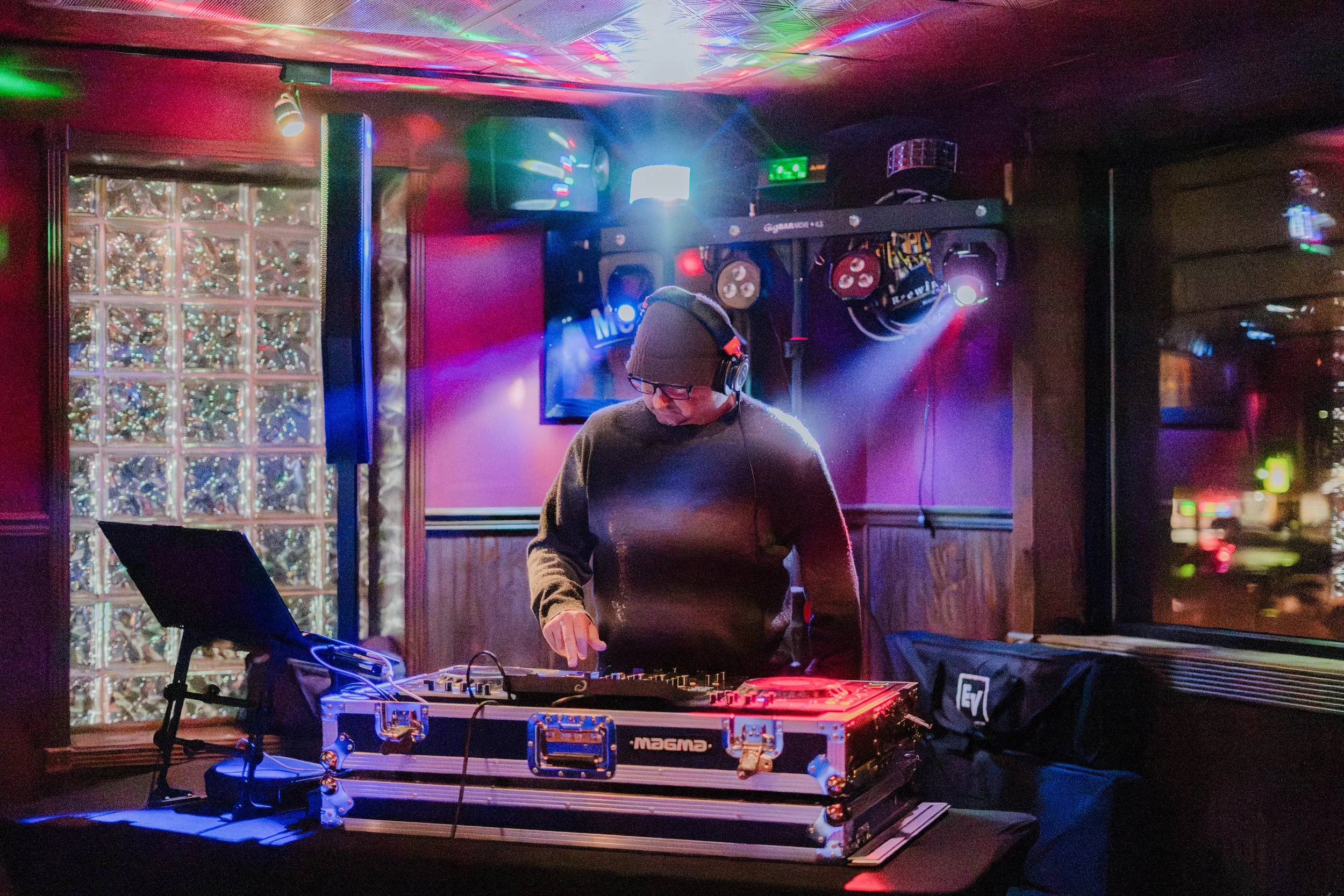 Pretty Pour Bar Crawl 2026 / Sony Alpha a7iii