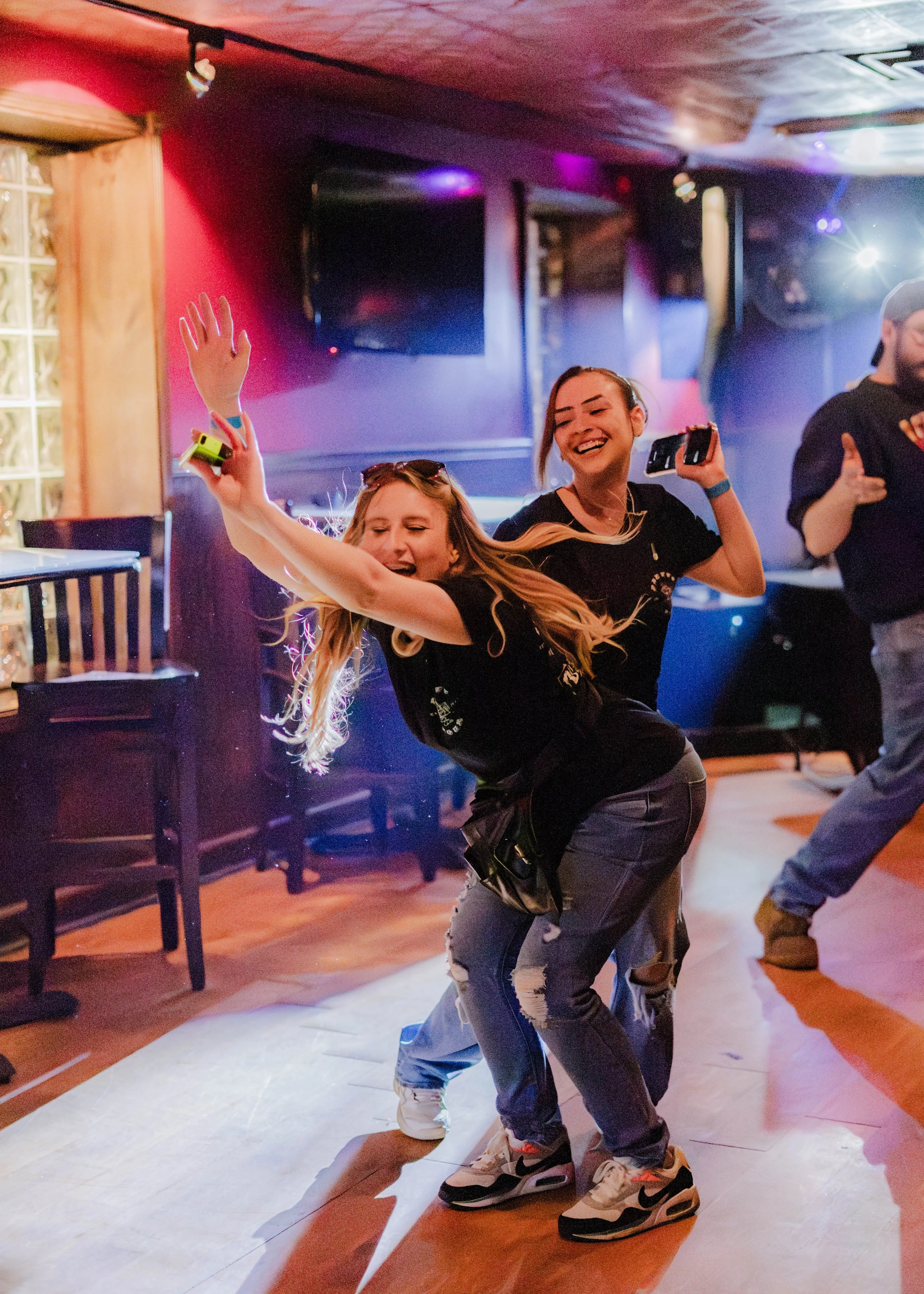 Pretty Pour Bar Crawl 2026 / Sony Alpha a7iii