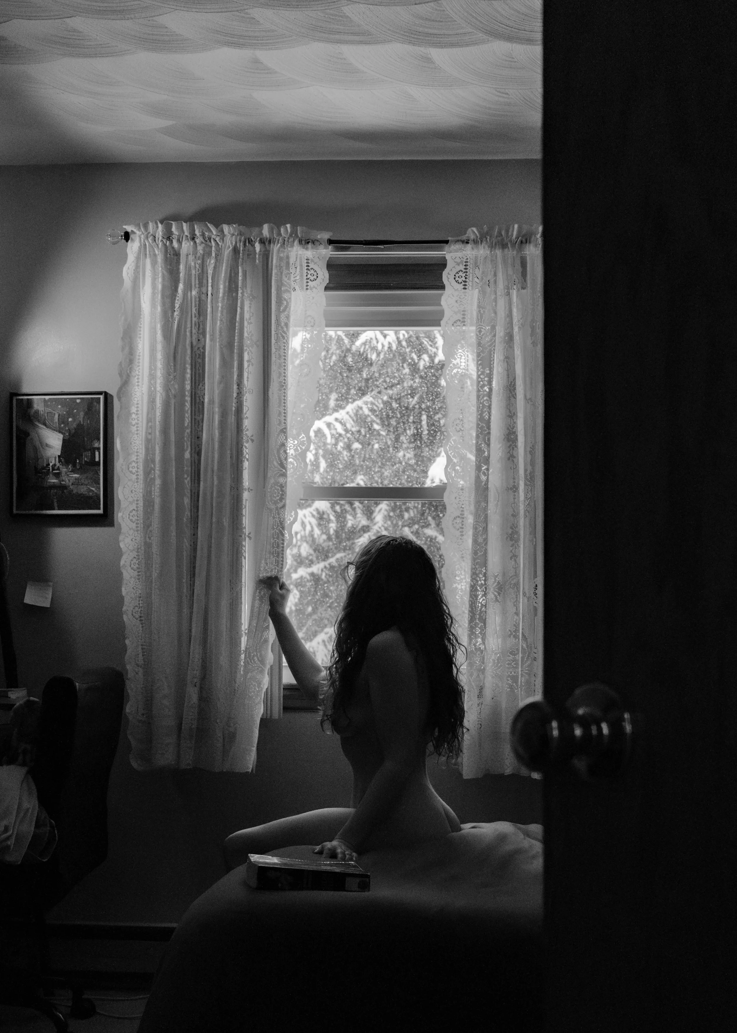 bw snowstorm nudes.jpg