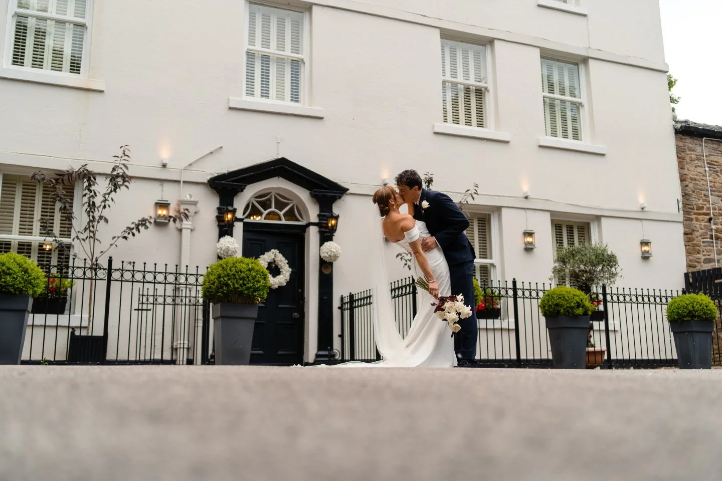 A beautiful celebration, without logistical stresses 💕

Your ceremony, drinks in the gardens, dinner, speeches, the party - all happening in one house, with no other groups around.

Just your people. Your pace. Your day. That's what exclusive use at