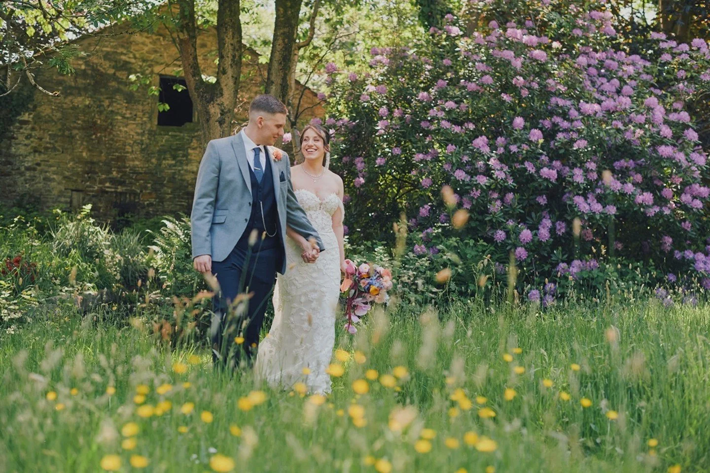 We are ready for summer garden moments 🌿

Soft light through the trees, fresh greenery and vibrant blooms everywhere you look - the kind of setting that makes your photographer's job easy.

And between the confetti and the speeches, it's where you'l
