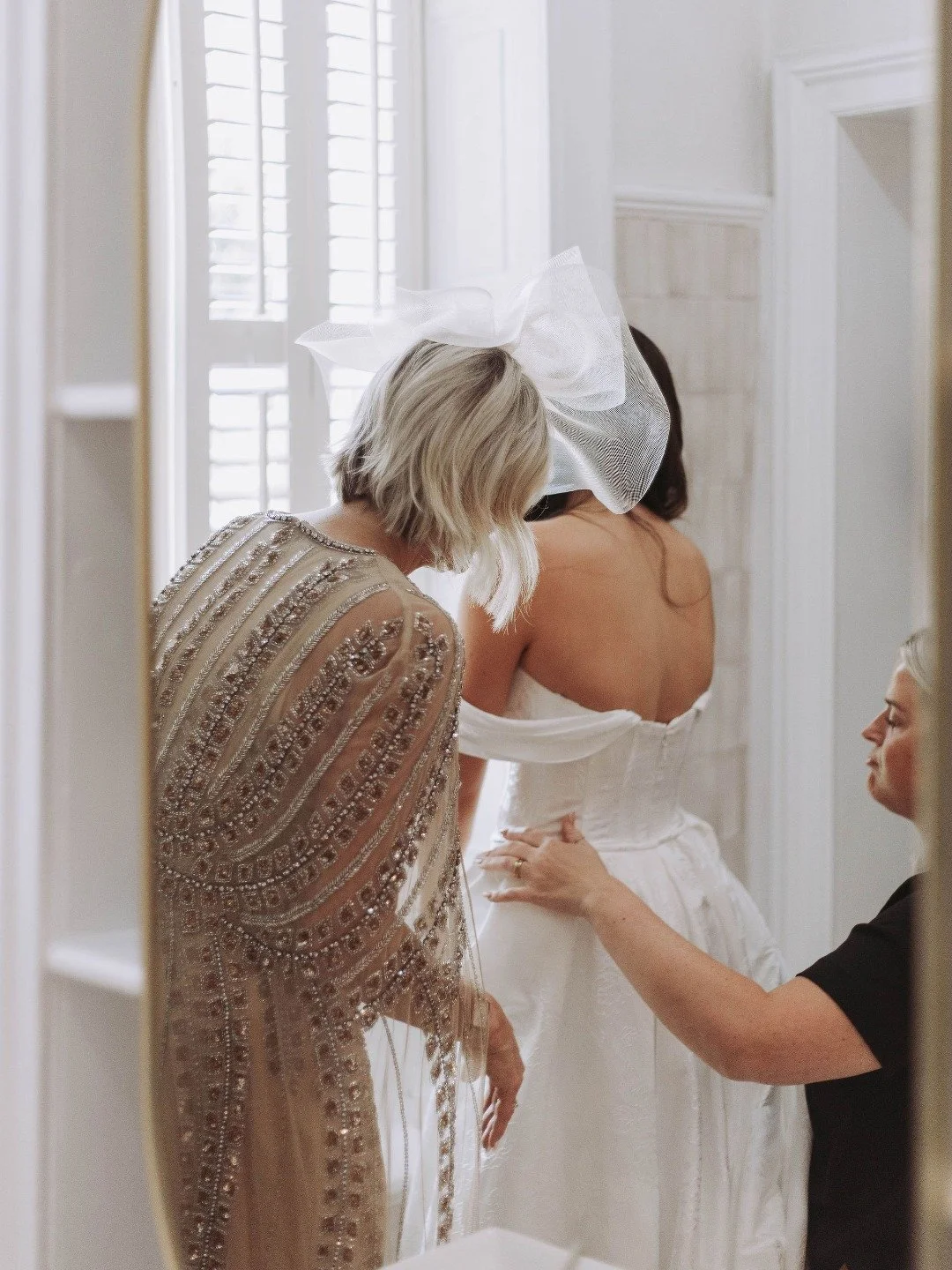 A moment before the aisle 🤍

@ctrphoto_

#lancashirewedding #manchesterwedding #northwestwedding