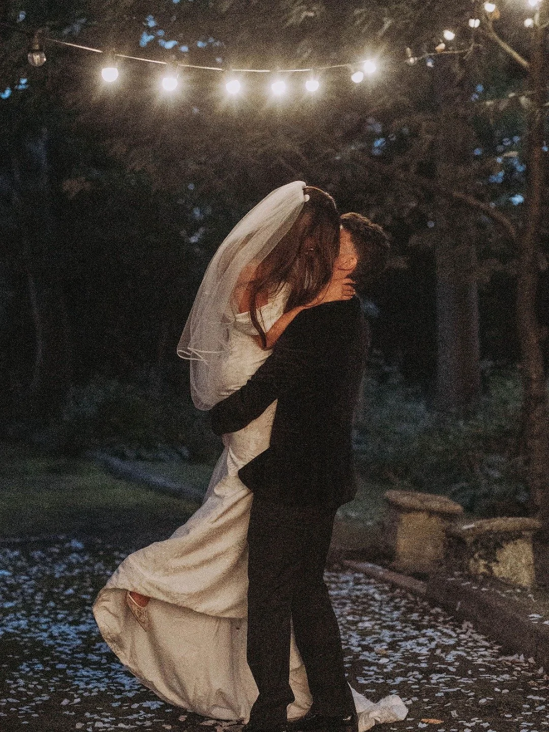 Just married, just us.

Georgia&amp; James' twilight wedding is now live on our blog 🤍

@ctrphoto_ 

#weddingcouple #lancashirewedding #manchesterweddingvenue