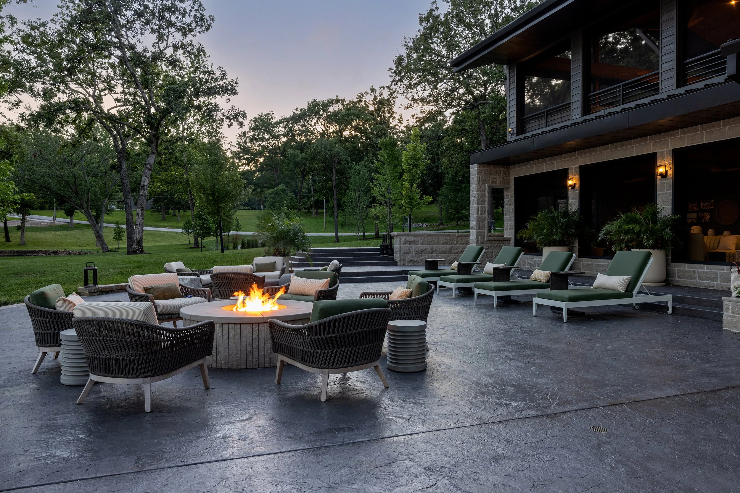 modern-lake-house-firepit-outdoor-lounge-ozarks.jpg