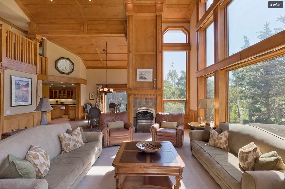 before-remodel-mammoth-lakes-rustic-living-room-large-windows (2).png