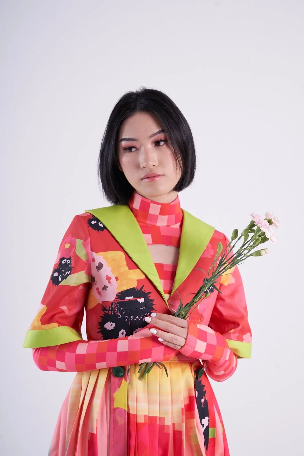 OLI08442_End x Trinh x Test.jpg