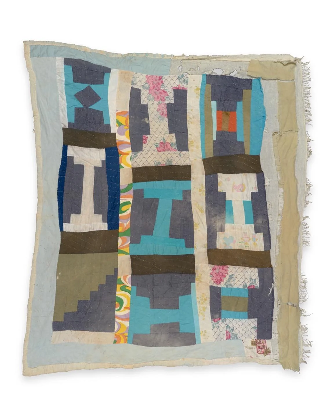 Lizzie Major&rsquo;s quilts emerged from a life deeply connected to the spiritual, artistic, and material traditions of Gee&rsquo;s Bend.

The daughter of Reverend Van Pettway, the sister of renowned gravestone maker Perkins Pettway, and the wife of 