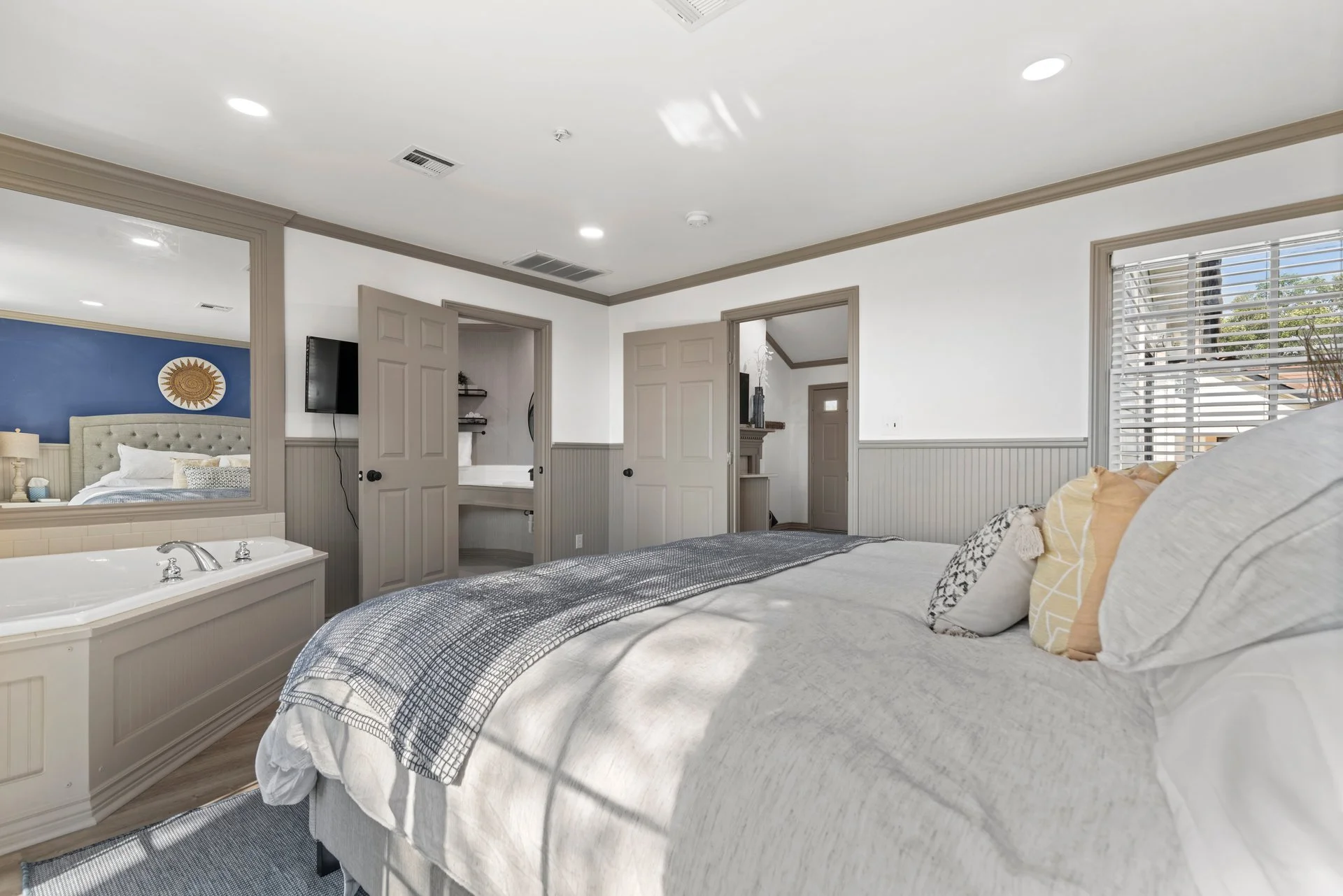 Lodging — Jarrett Farm Resort