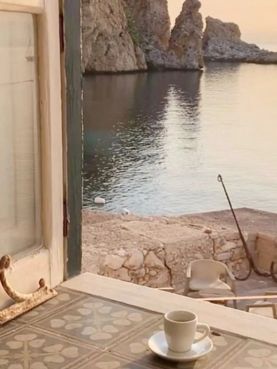 Favorite Itinerary Friday ✨

Venice to Istanbul on EXPLORA, my favorite lux ocean line 

You&rsquo;re starting in Venice (obviously iconic), then hitting up Croatia&rsquo;s best spots&mdash;Zadar&rsquo;s Roman ruins and Dubrovnik where you can litera