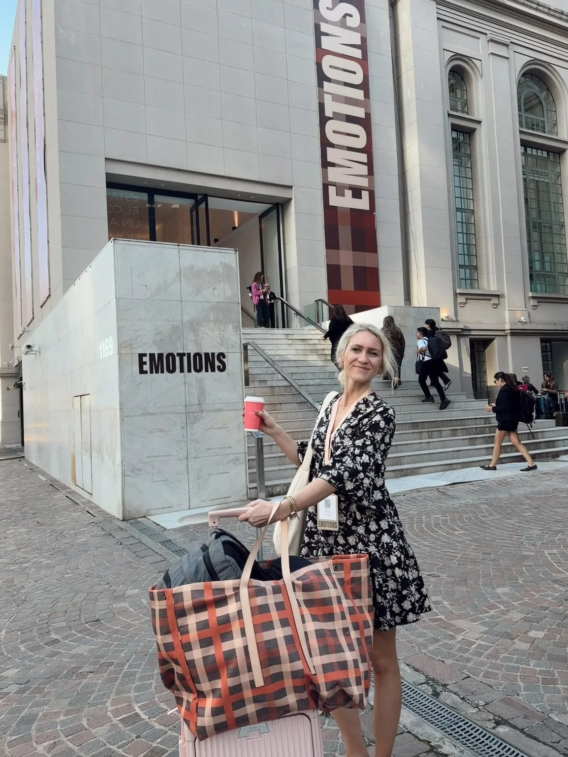 Is it obvious that I&rsquo;m obsessed with South America? 

This week at @emotions.travelshow, I had meetings with Costa Rica, Mexico, the Gal&aacute;pagos, Argentina, Brazil, Chile&hellip; and so much more. I can&rsquo;t wait to bring these experien