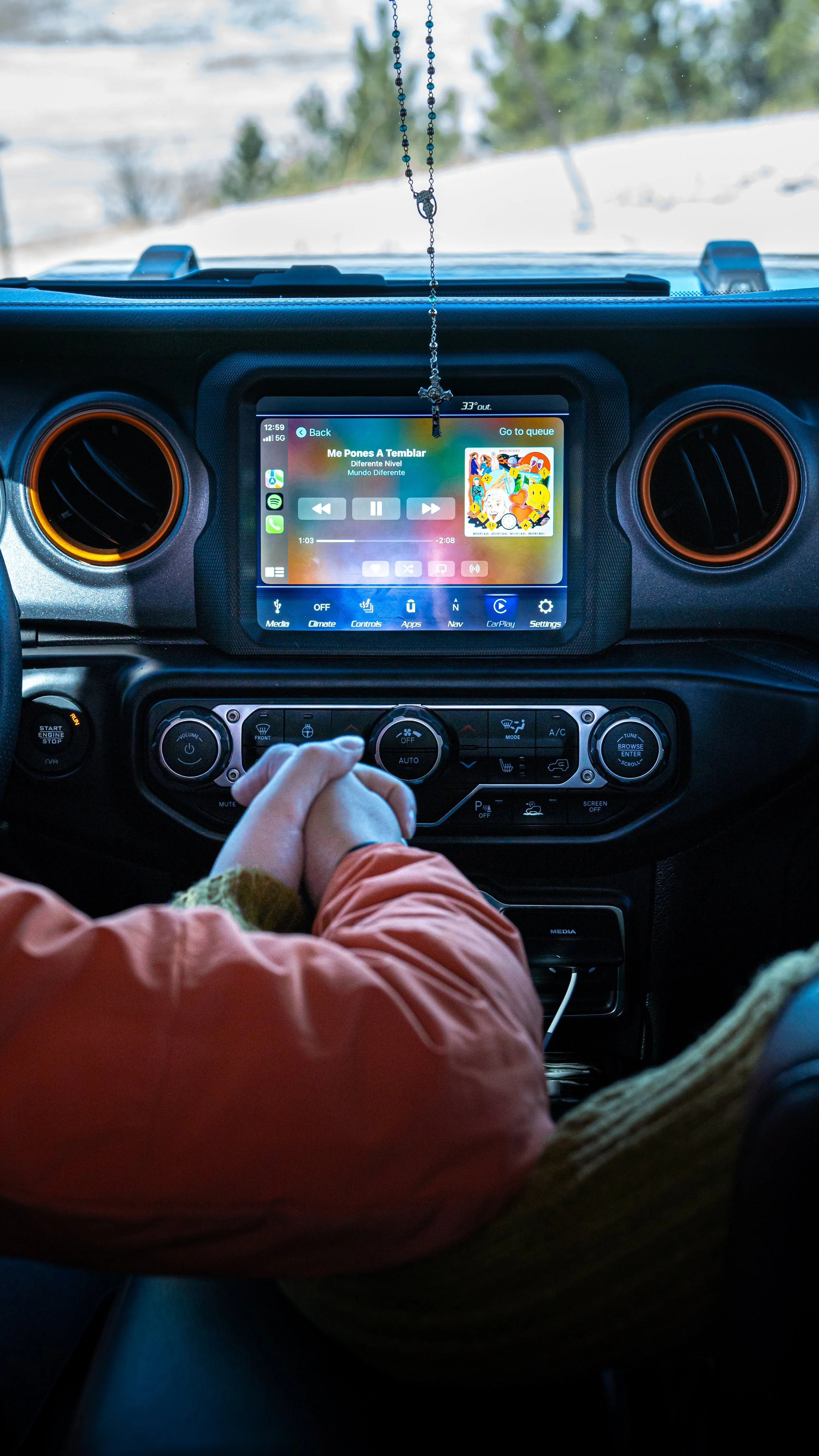 Jeep Couple Veritcal 10.jpg