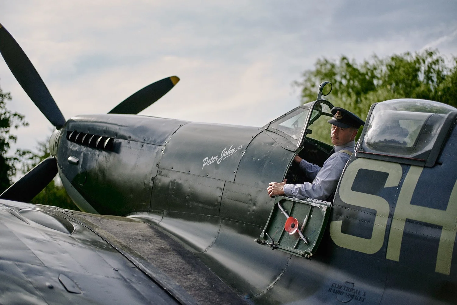 L100582896ppi.jpg