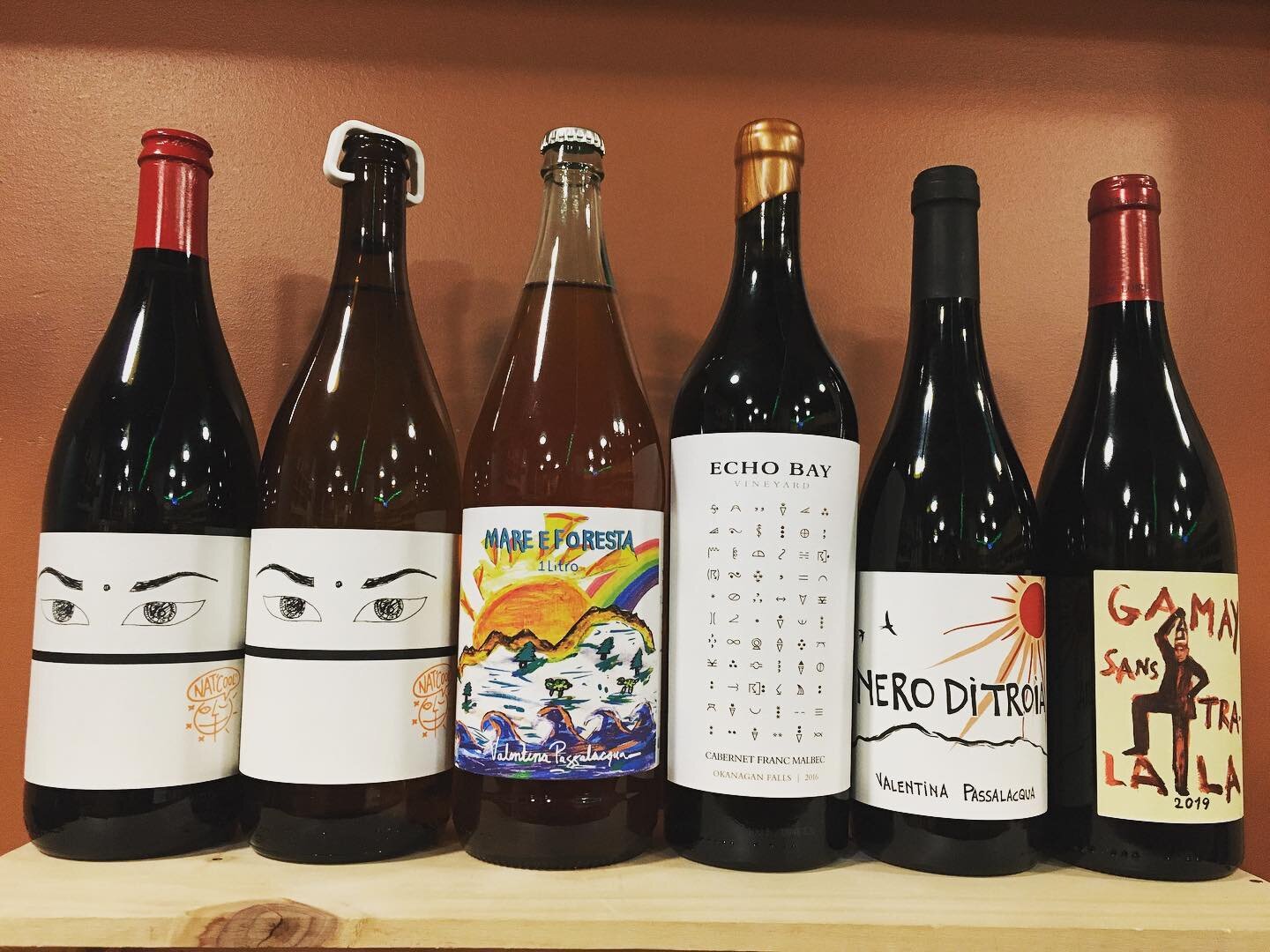 ~ Natural Wines ~

~ Anyone ever try it? 🍷 It is a trend we are seeing in the wine world. Natural wines are made by just fermenting the grapes - no tinkering or manipulating the wine. Some even claim no hangovers with drinking natural wines 😉 

~ C