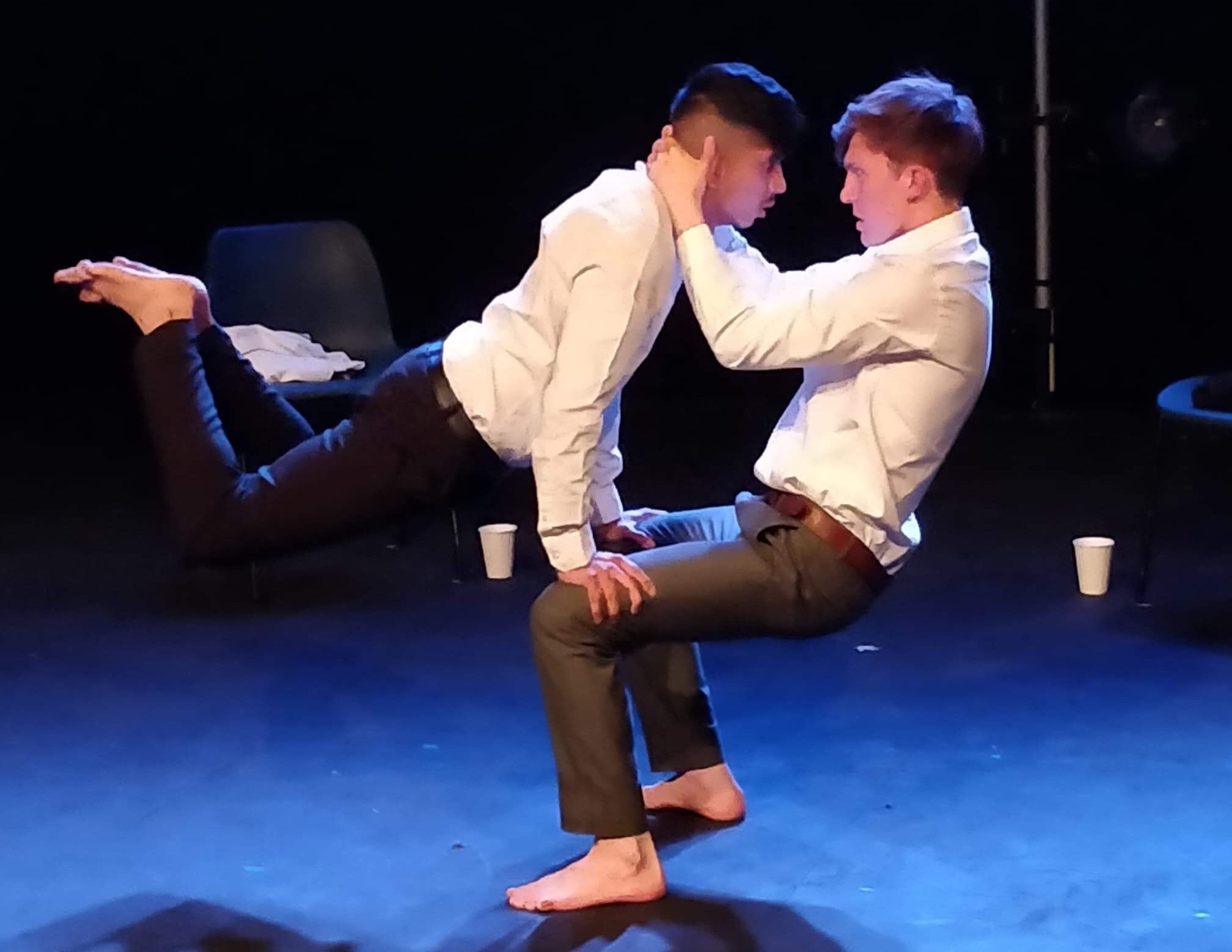 Hold Me Back Oval House