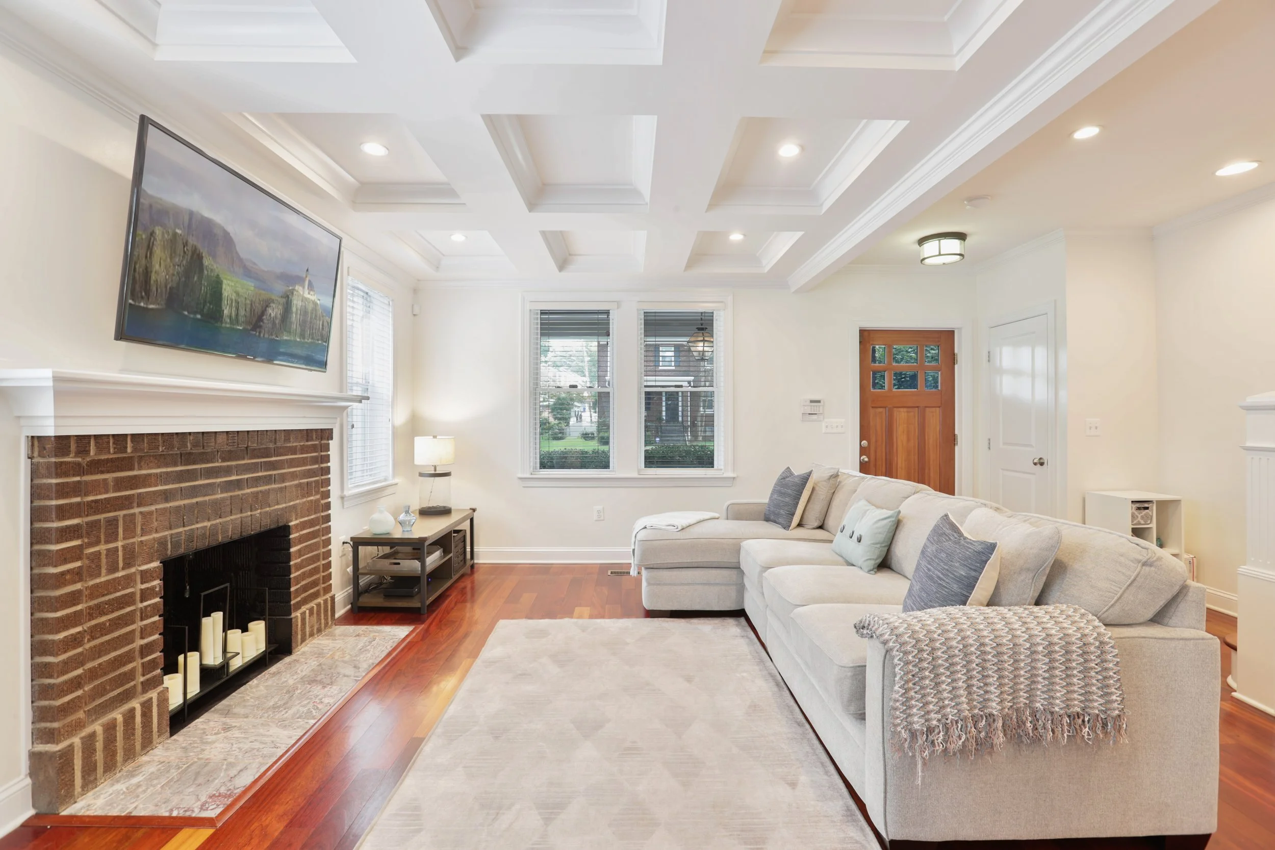 livingroom24.jpg