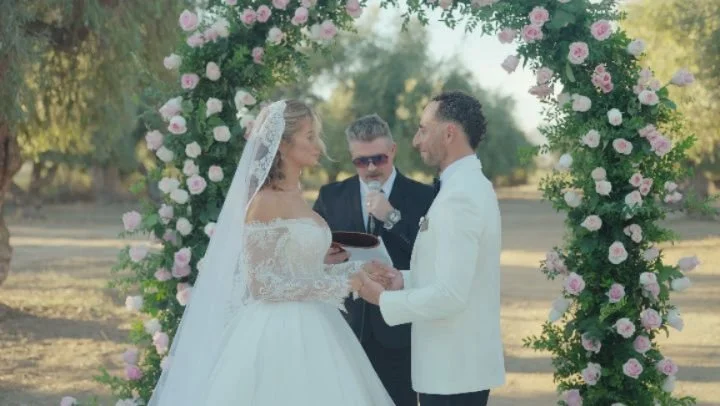 @mary.grace.girl + @razamatazz3

Photo: @memorybox_photo
Planner: @elizabethmorettevents
Venue:@almazara.ro
Flowers: @saturnoflowerdesign

#weddingfilm
#inspowedding
#NOLFilms
#noordinarylove
#weddingfilm
#weddingday
#destinationwedding
#desierto
@dj