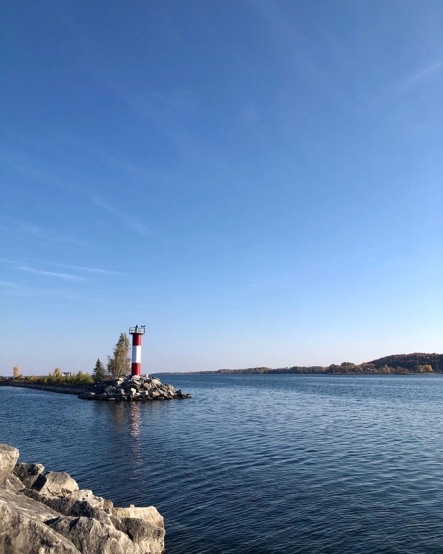 Photo dump 📸 from last Saturday.

Really lucked out on this trip: sun, water, and good company ☀️🌊😌

#brucetrail #brucepeninsulanationalpark #thegrotto #owensound #ontariotravel #ontariotourism #travelcanada #trailwalk #octobervibes #october🍁