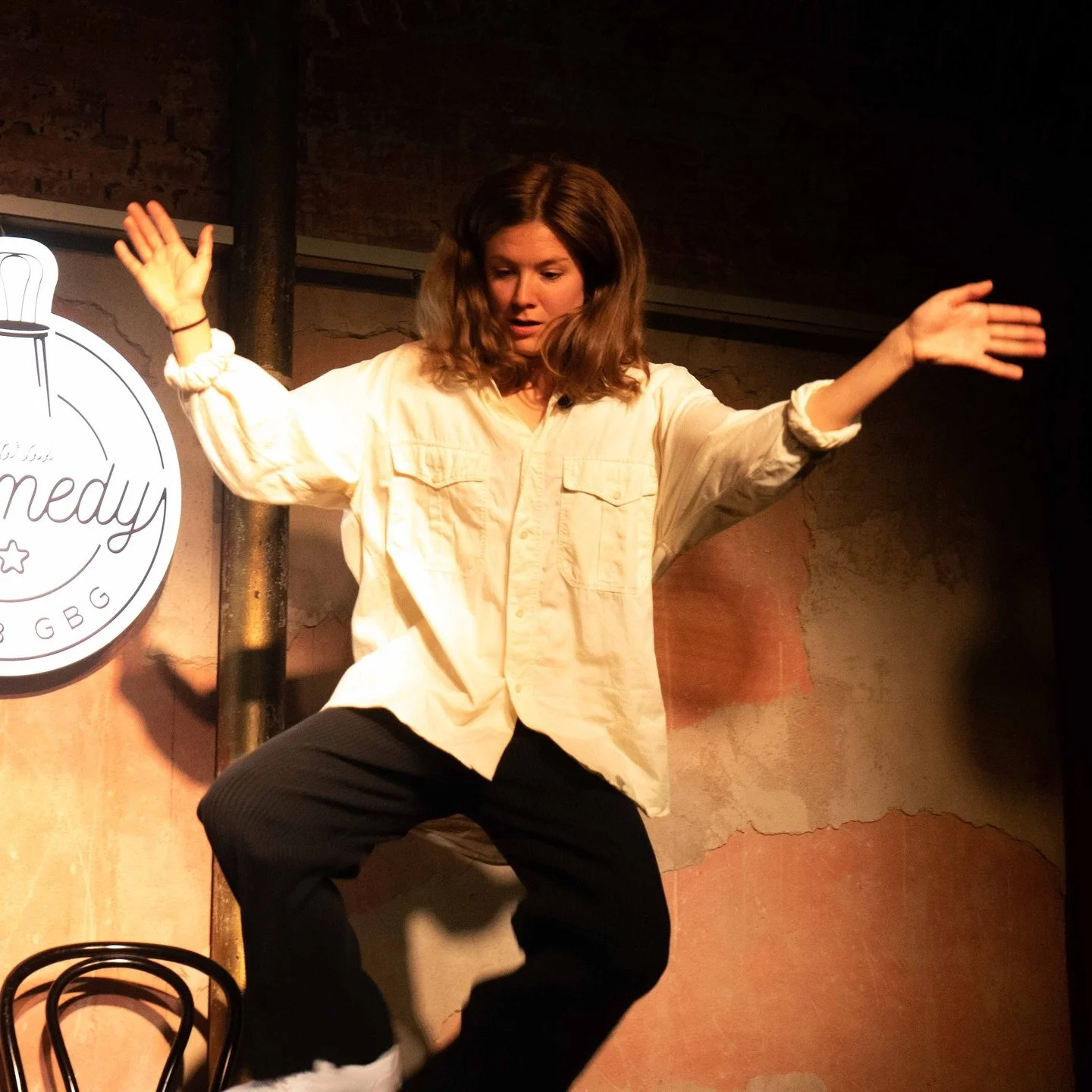 Säsongspremiär på Göteborg Improv Comedy Club 03.09.25 hos Contrast Public House!
På scen:
Boel Lundgren
Hjalmar Hardestam
Martin Danielsson
Robert Weitz
Ljus: Alexander Majercik
Musik: Maria Olofson
📸 Johanna Samneg&ari