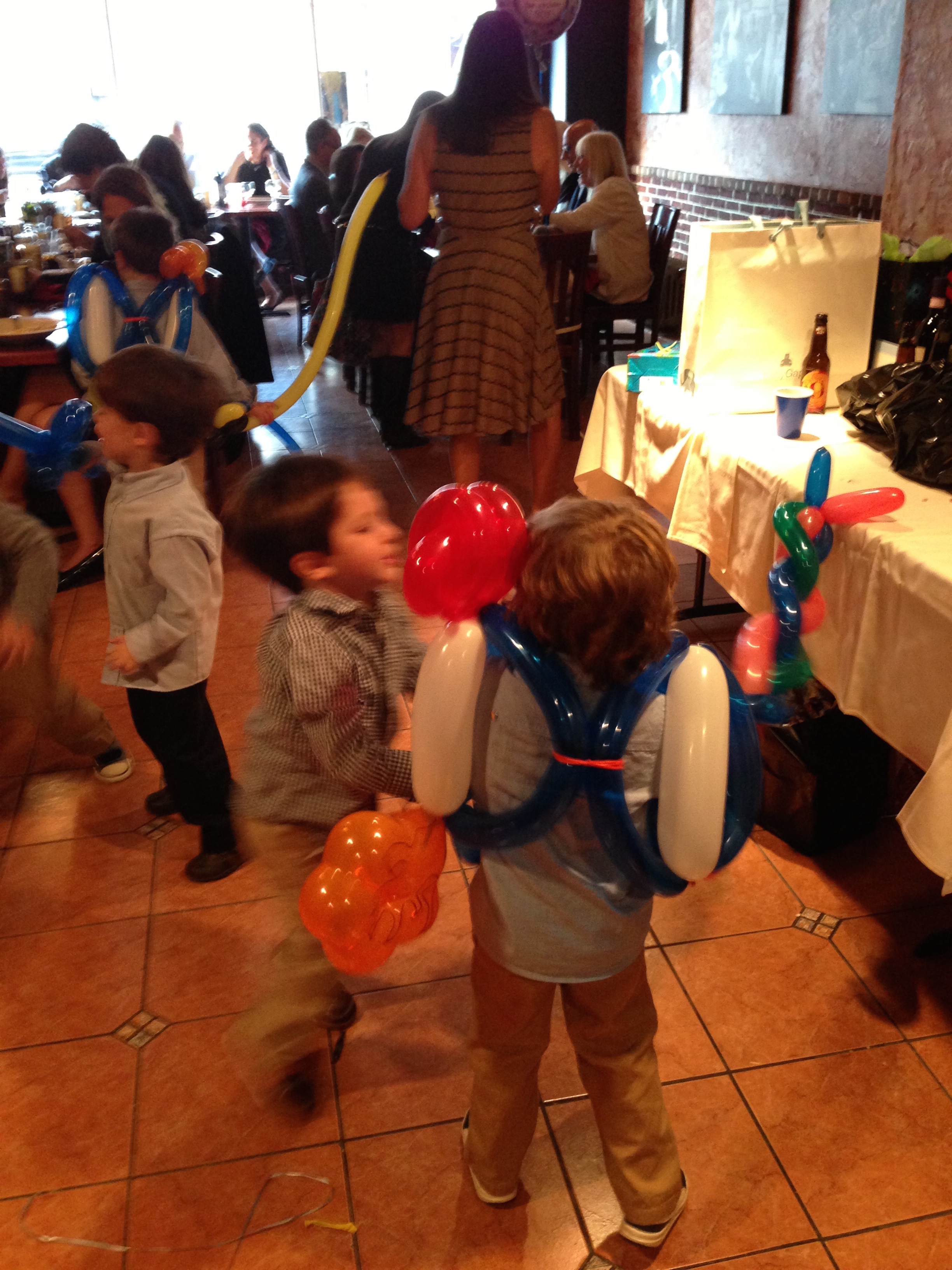 Entertainment - kids balloons.jpg