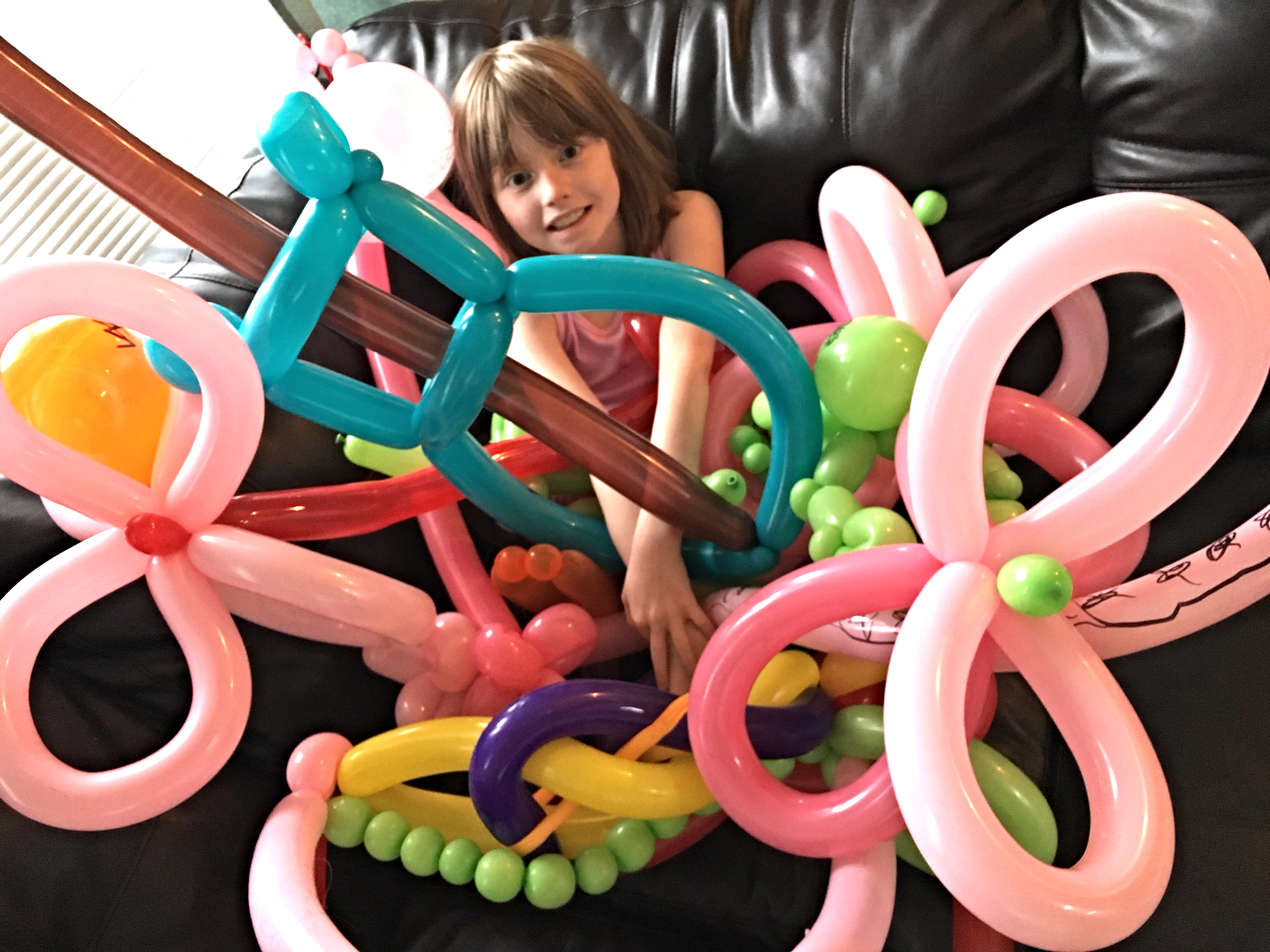 Service Main Balloon Twisting.JPG