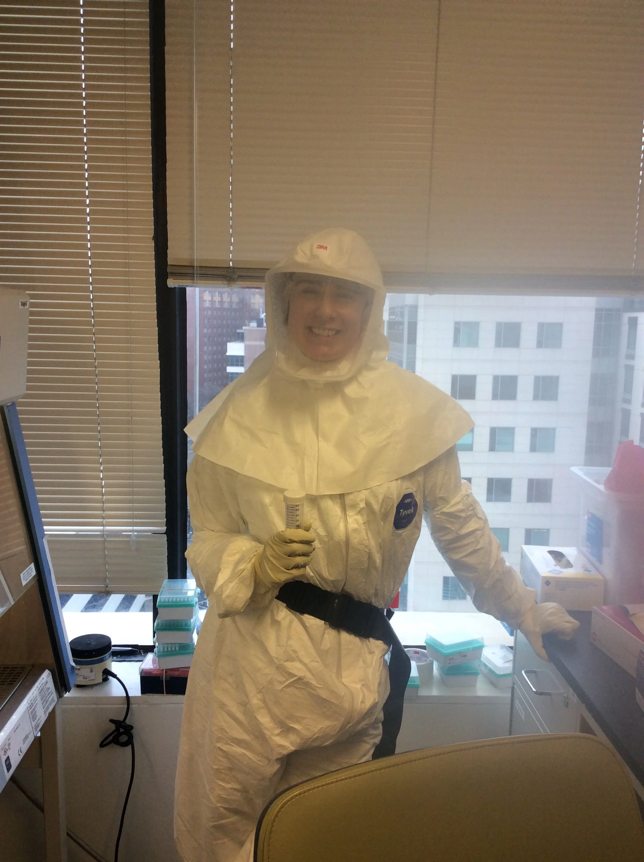 Ari has been working hard in the BSL3 to get our project on Coccidioides ready to go!