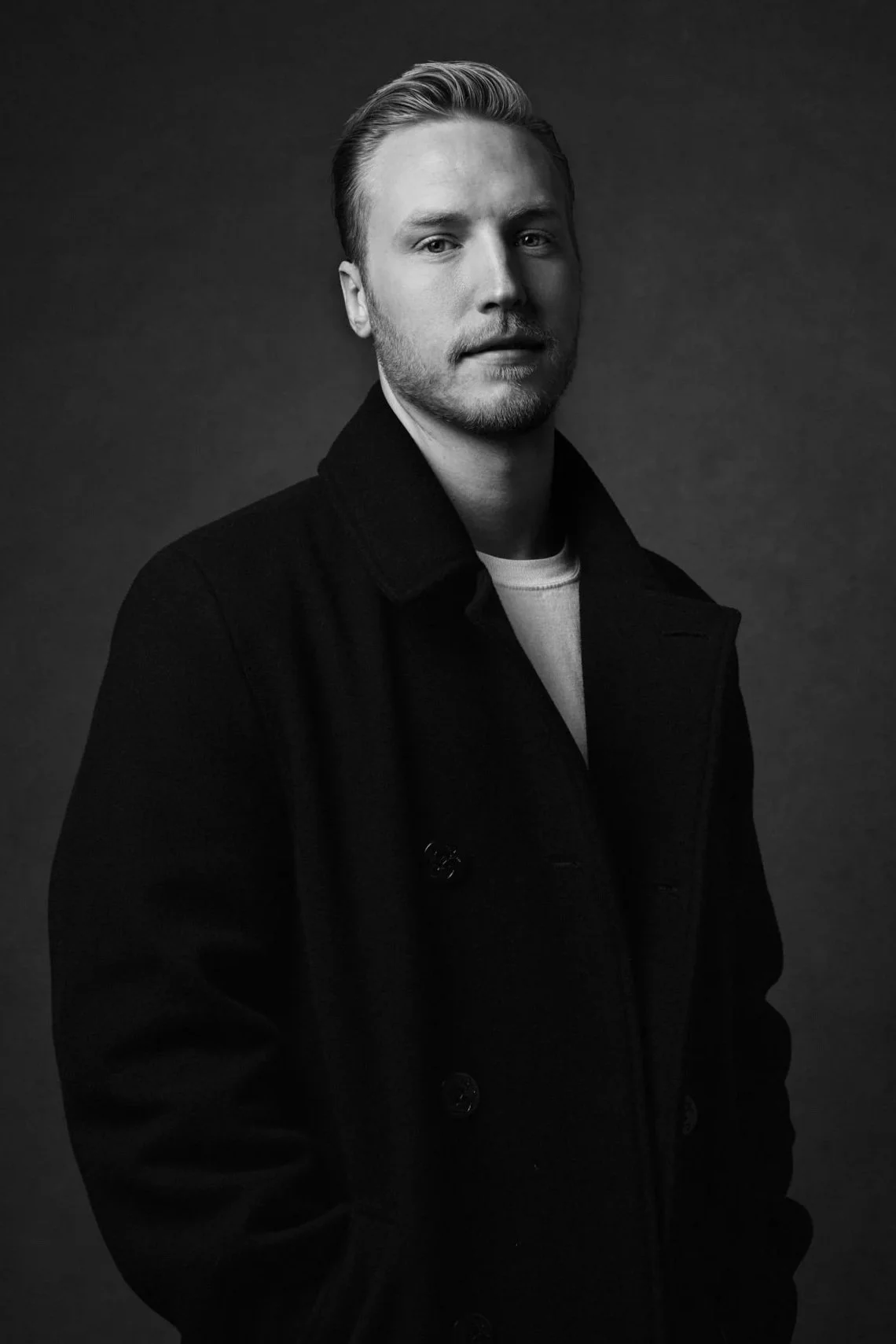 bend-oregon-headshot-photographer-finance.jpg