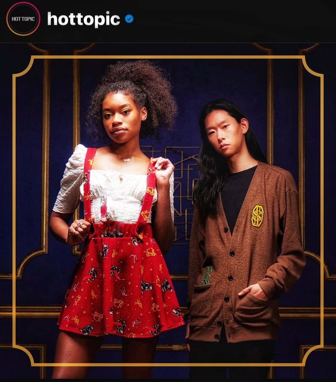 HOT TOPIC