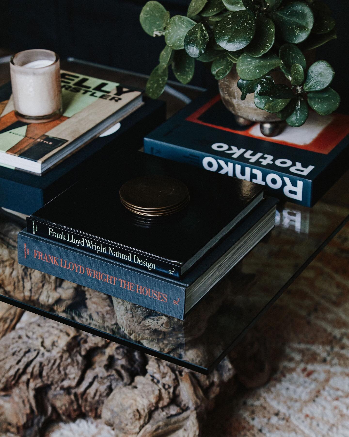 &bull; The art of styling: the final layer and often what brings a space to life. Decor + styling should have character and be a reflection of those residing in the home. Coffee table books beautifully bound with linen covers and a great spine, delic