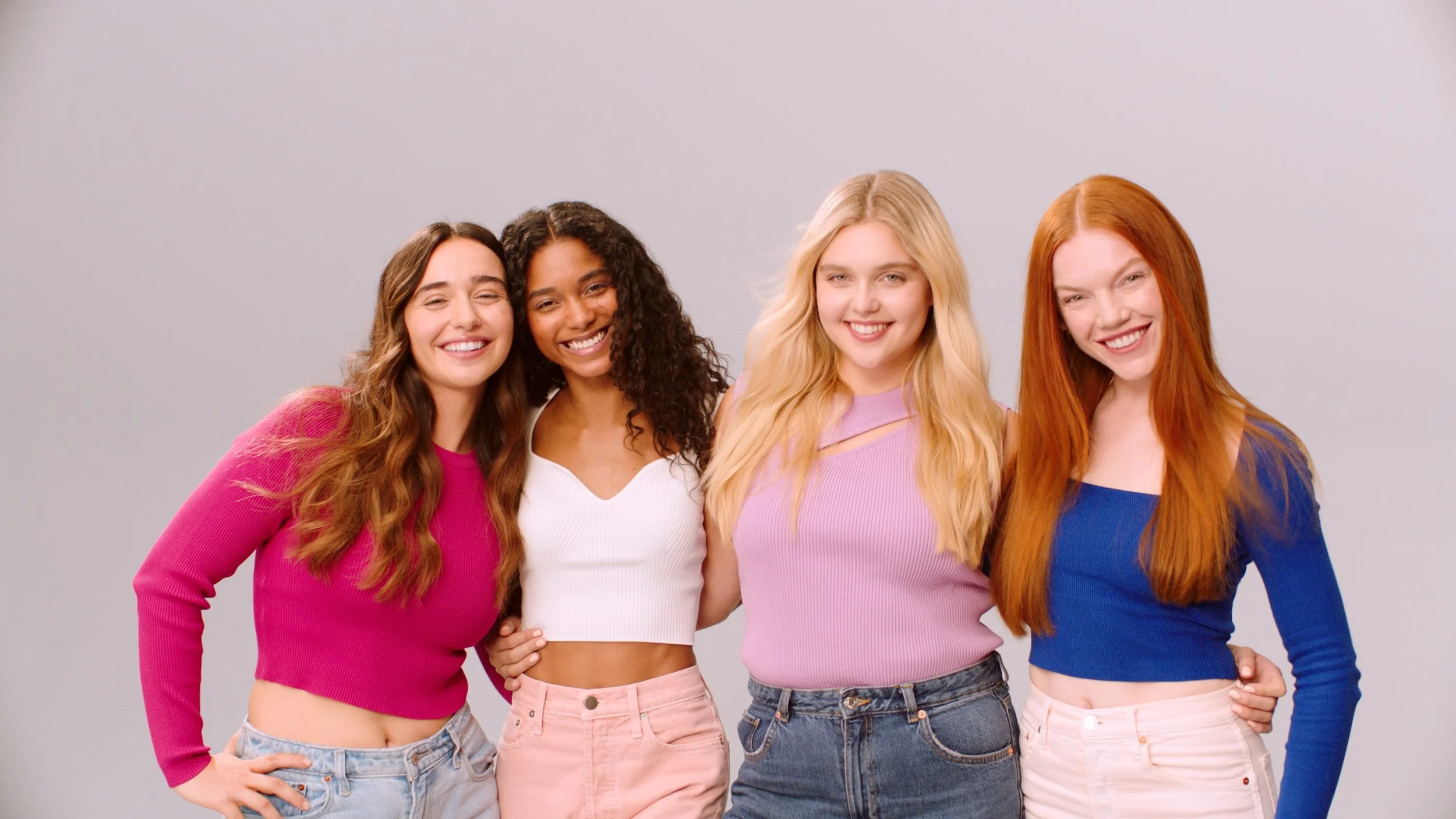 Ghost - Campaign - Bella, Kimberly, Gigi, Alex - Front 08.jpg