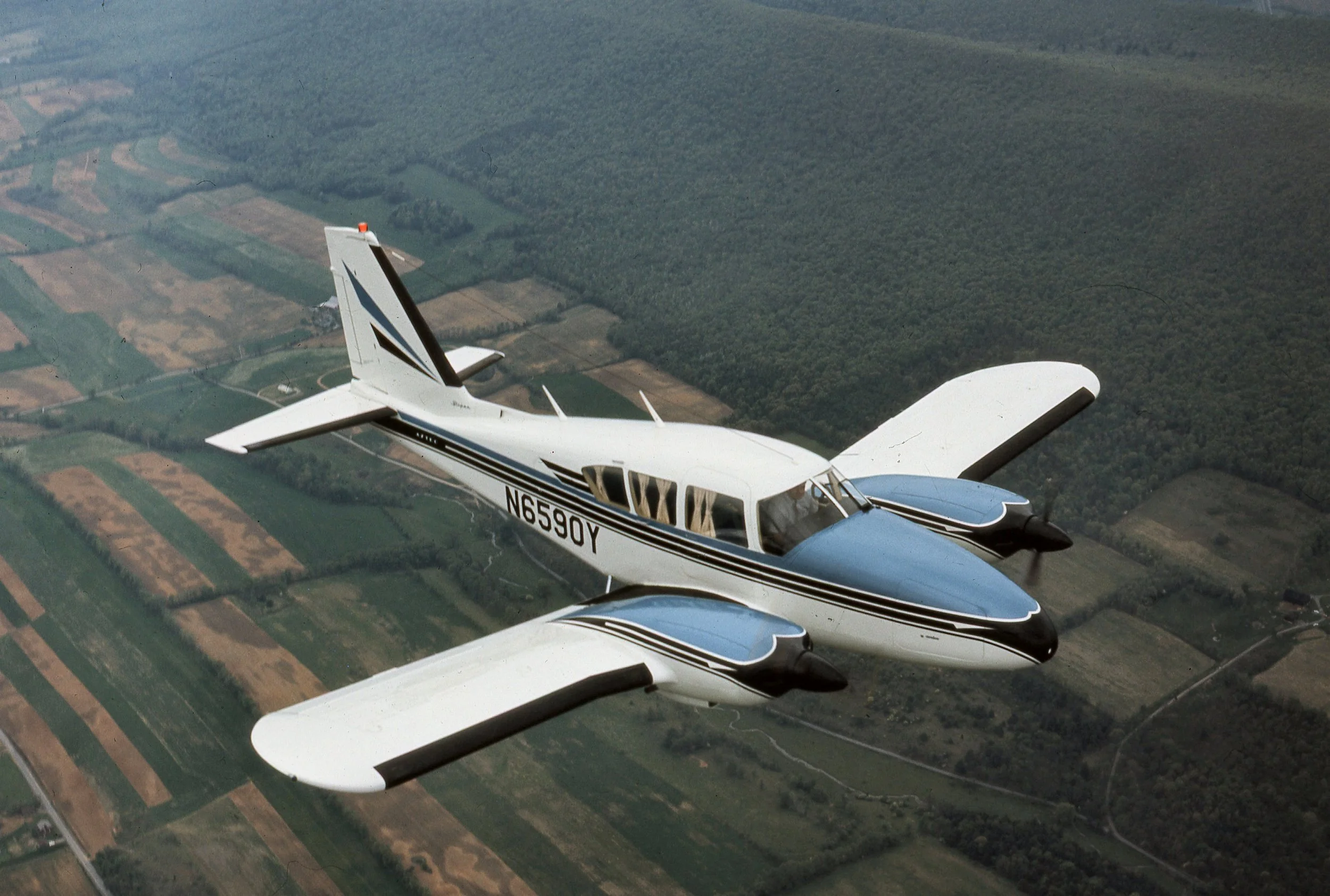 Aztec Family — Piper Aviation Museum