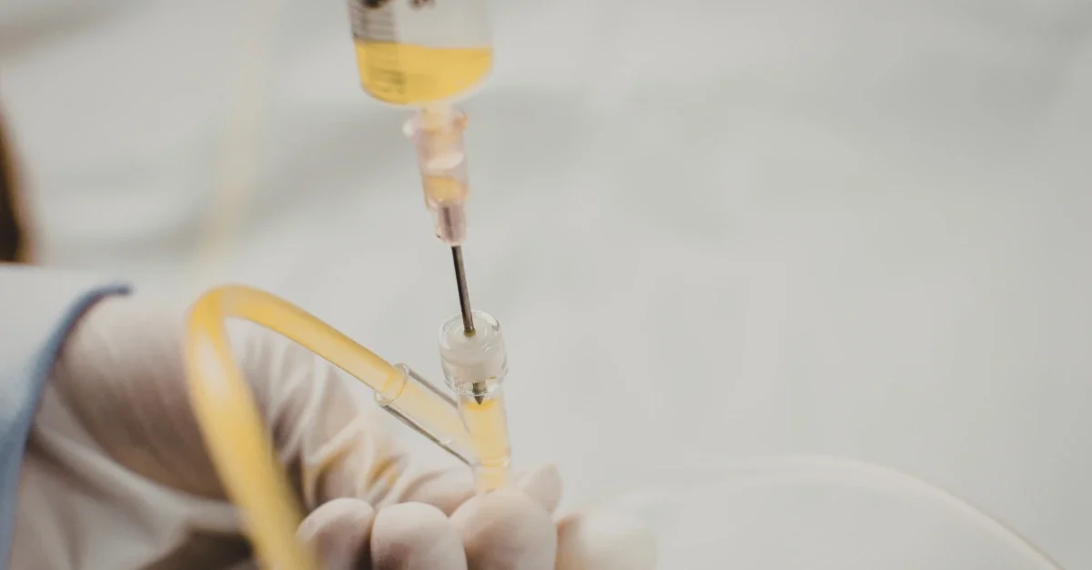 Benefits of Getting an At-Home IV Drip Instead of a Clinic Visit