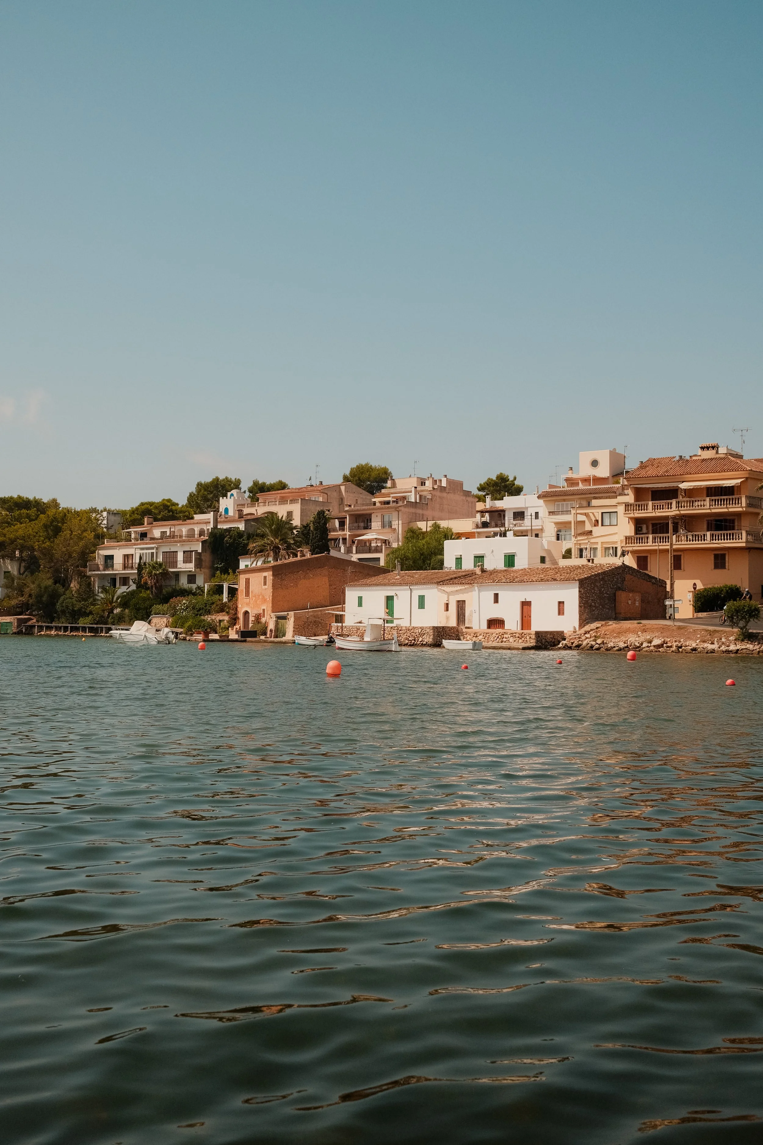 mallorca-porto-petro-coastal-village-harbor-waterfront-sea-travel-photography-01.jpg