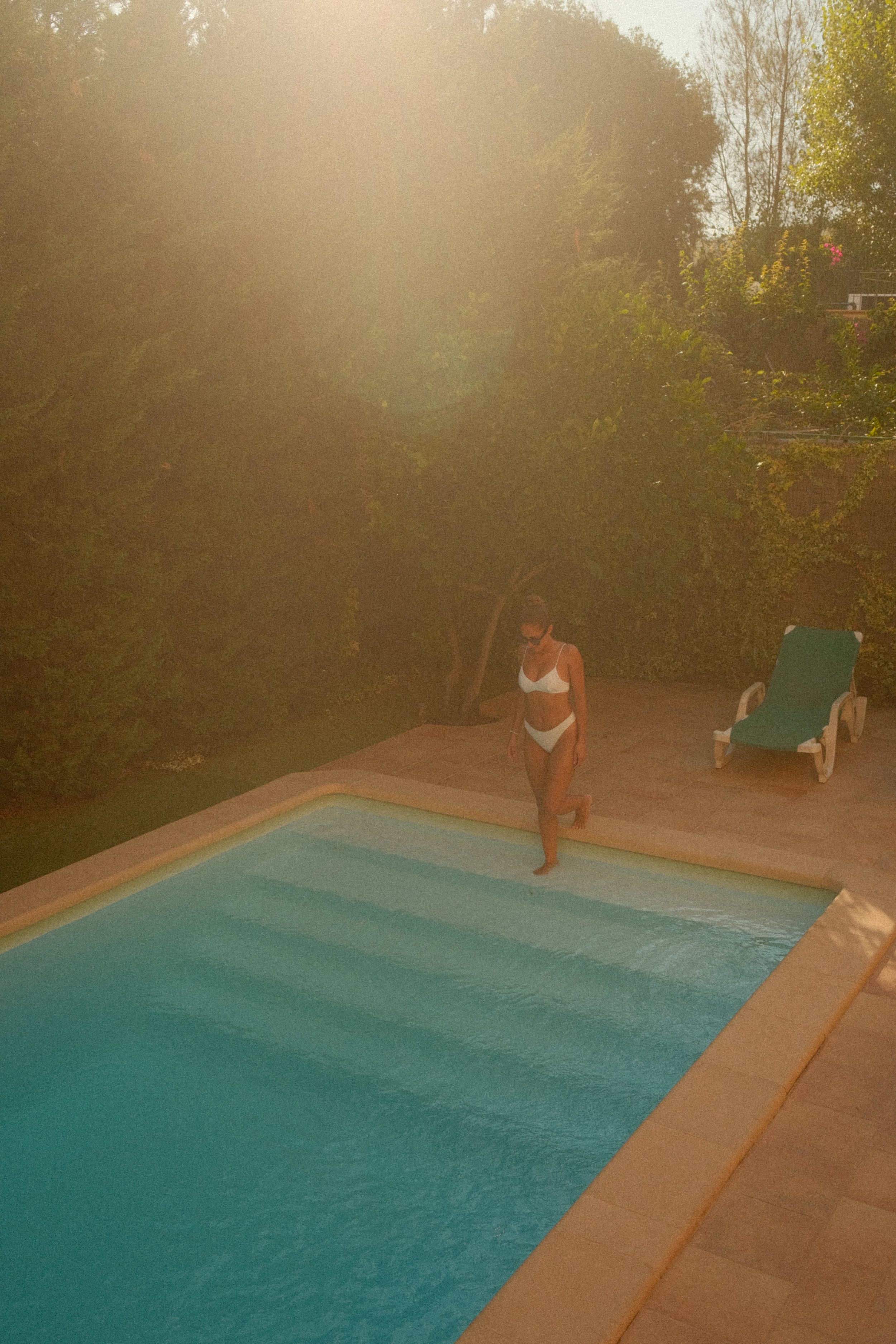 mallorca-villa-pool-woman-bikini-golden-hour-summer-travel-photography-19.jpg