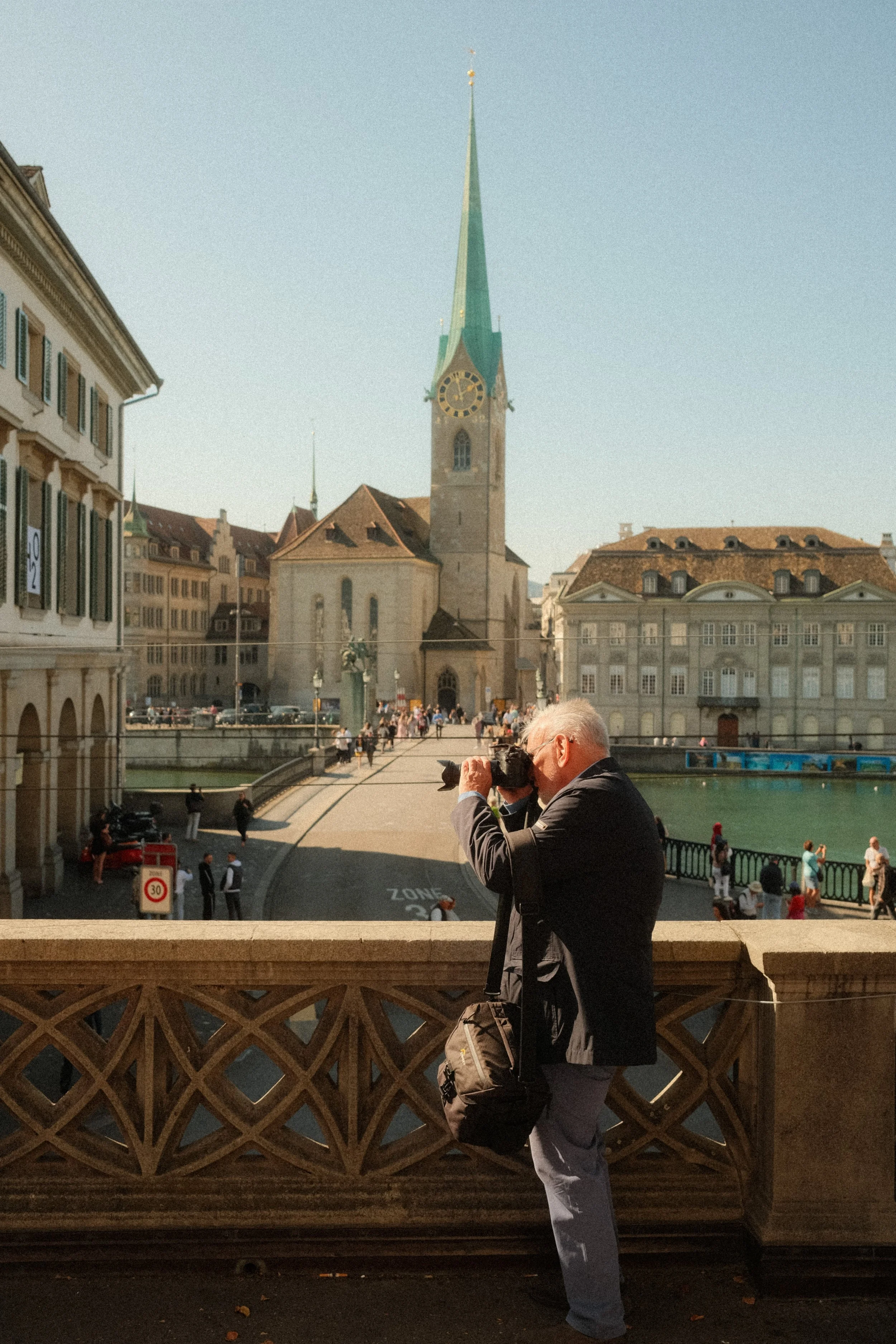 zurich-switzerland-fraumunster-church-bridge-photographer-limmat-travel-photography-15.jpg