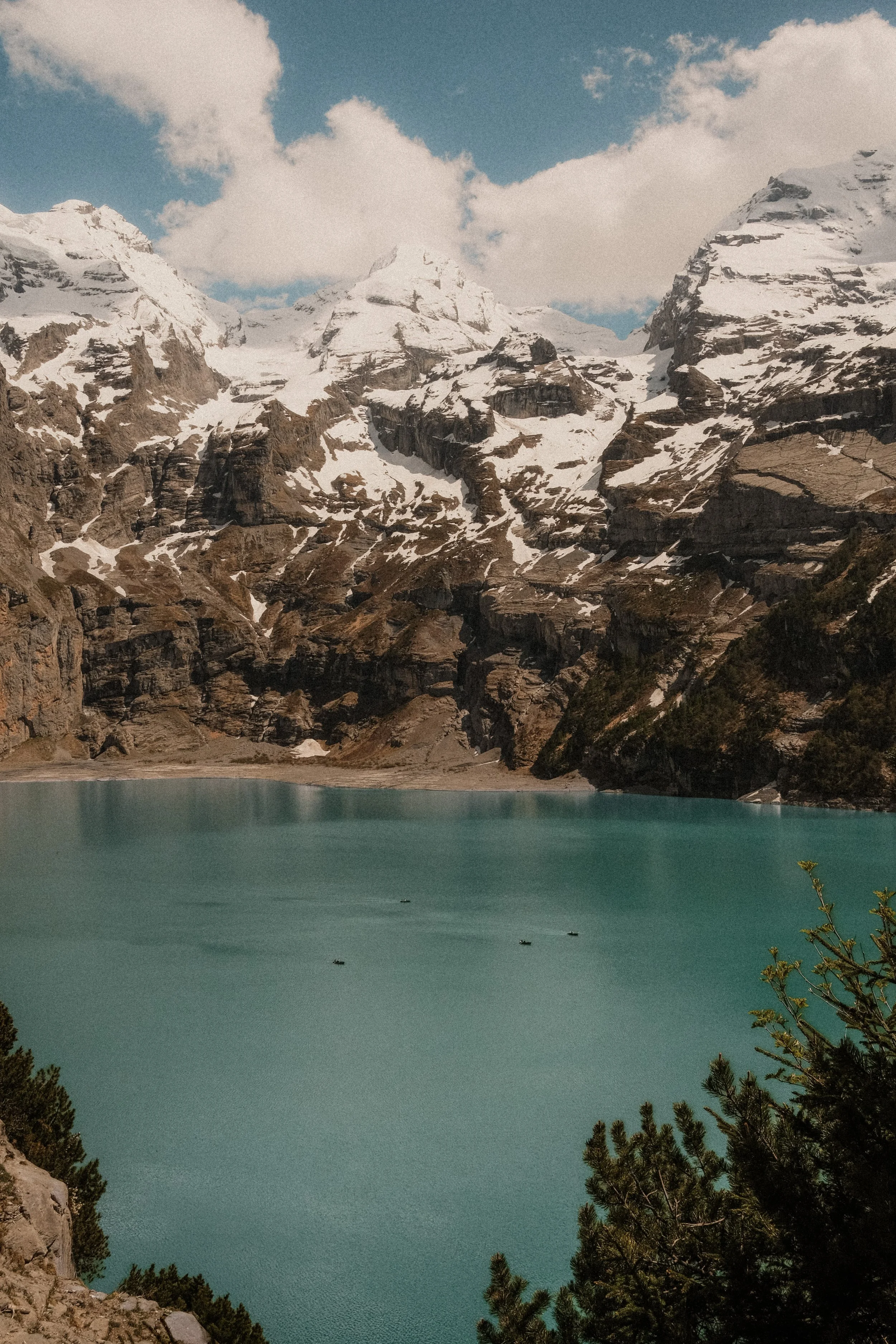 oeschinensee-switzerland-alpine-lake-turquoise-water-snow-mountain-travel-photography-45.jpg