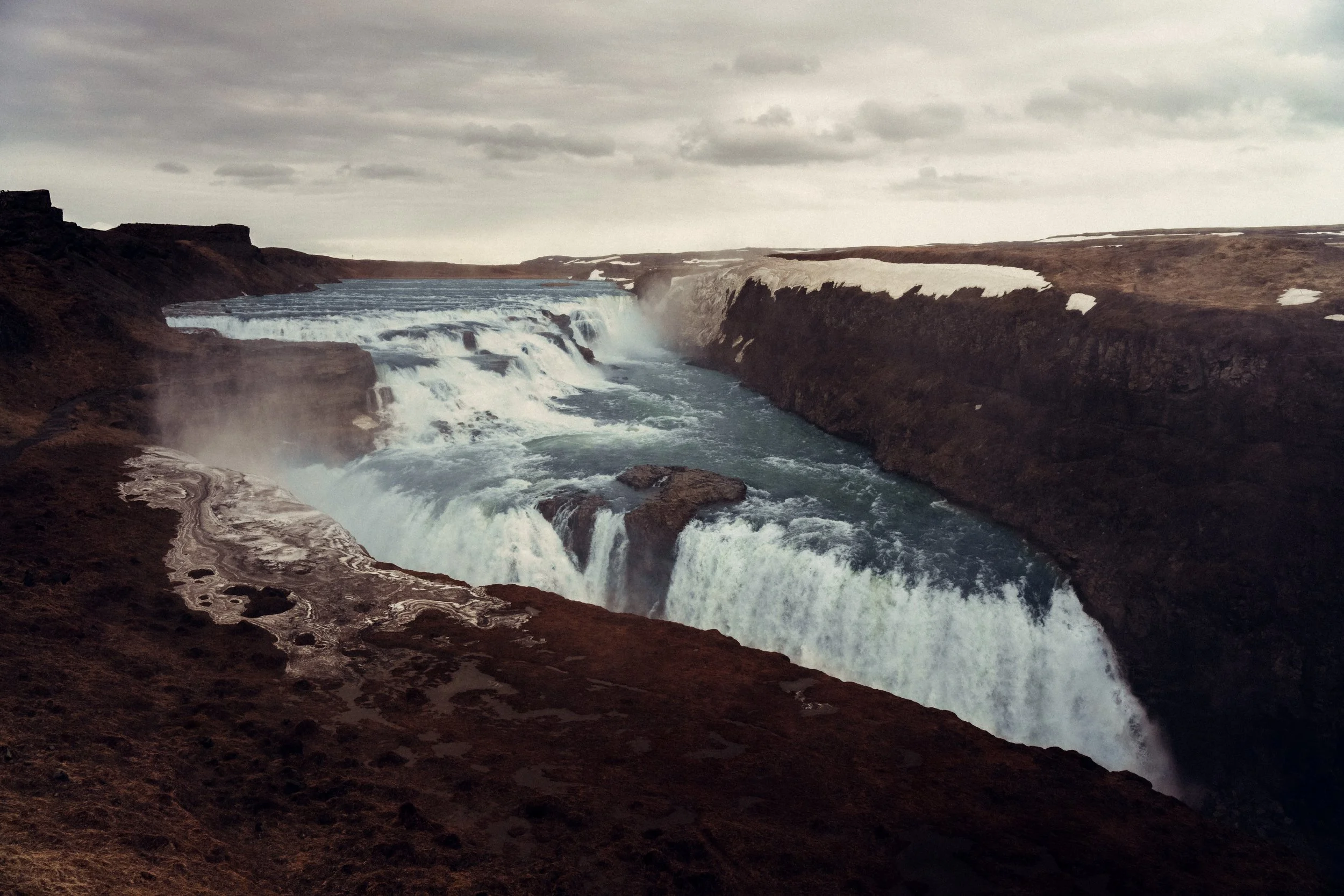 iceland-gullfoss-waterfall-landscape-travel-photography-01.jpg