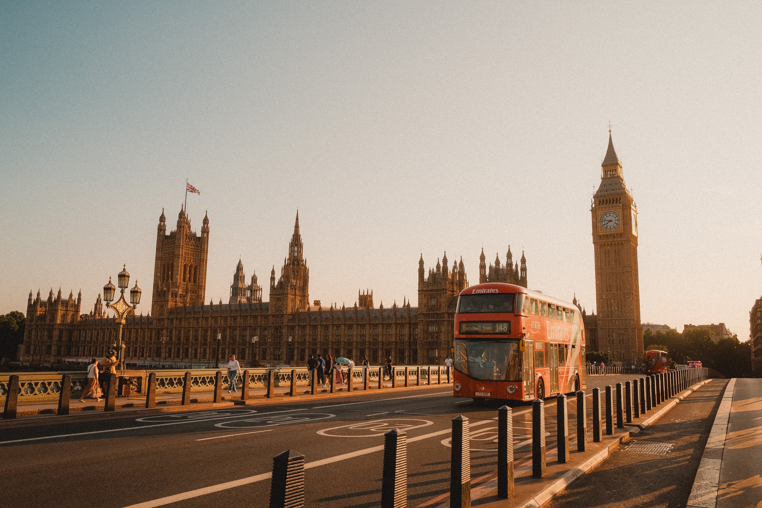 london-big-ben-parliament-red-bus-sunset-travel-photography-01.jpg