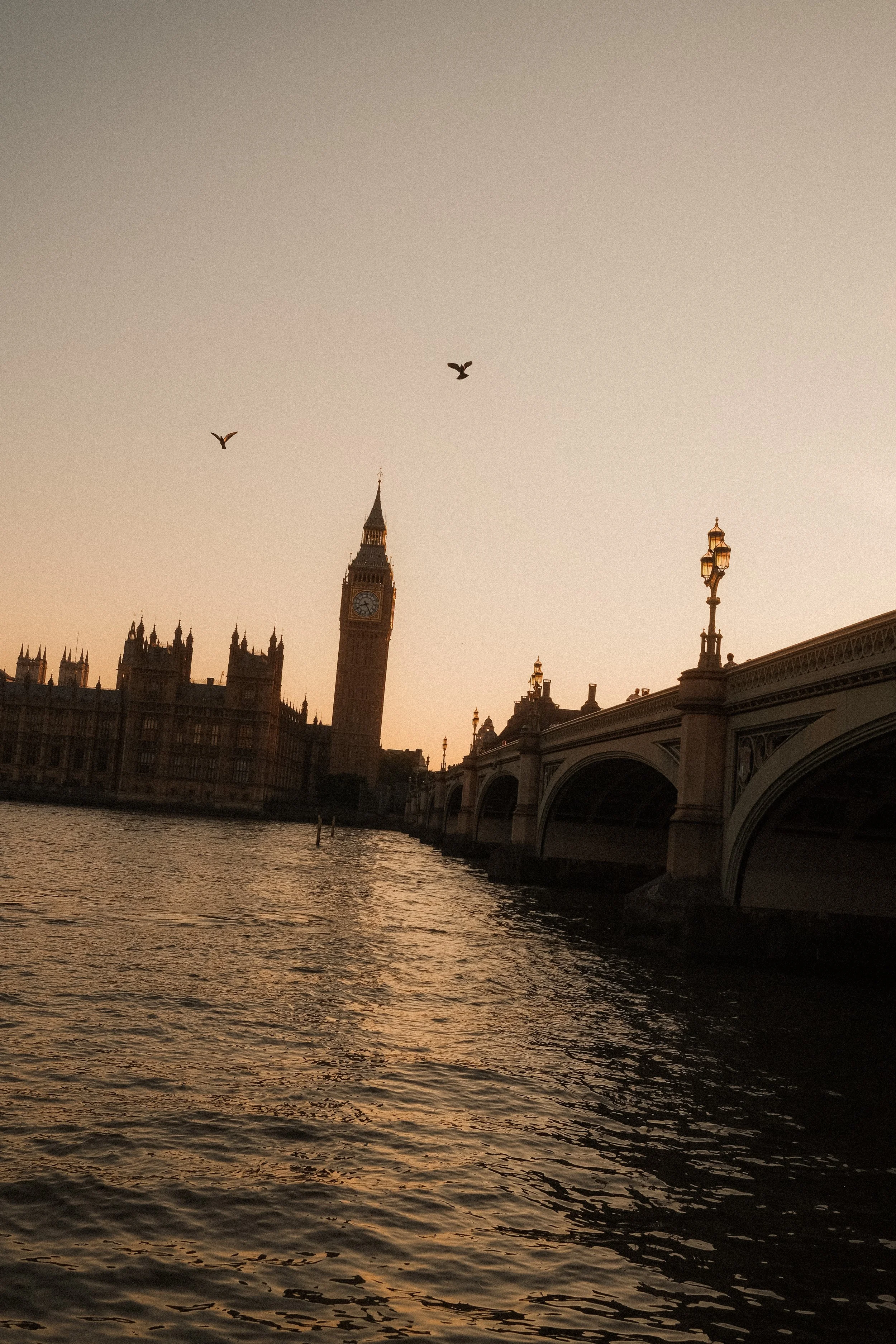 london-big-ben-thames-westminster-bridge-sunset-travel-photography-03.jpg