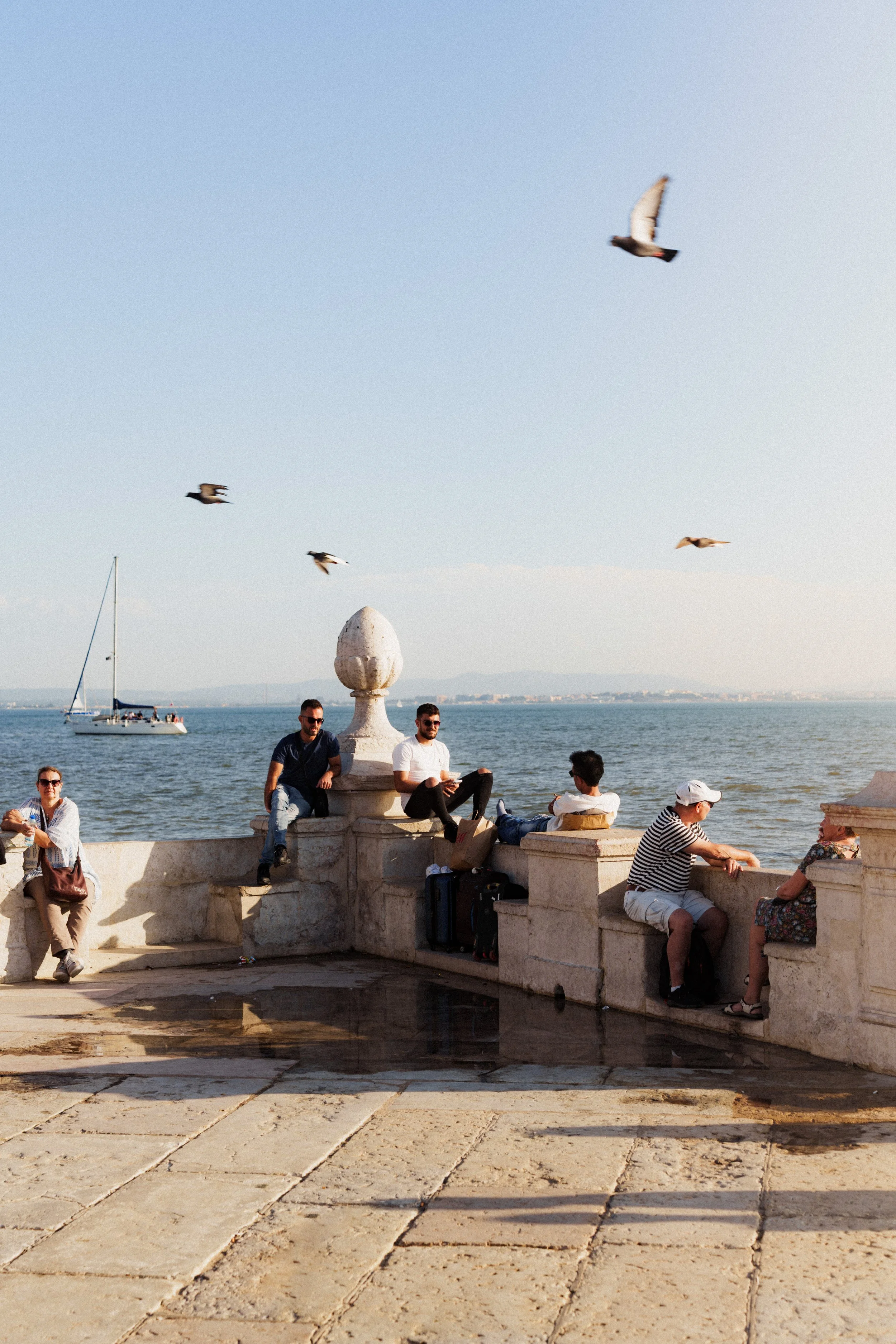 lisbon-portugal-waterfront-promenade-summer-travel-photography-02.jpg