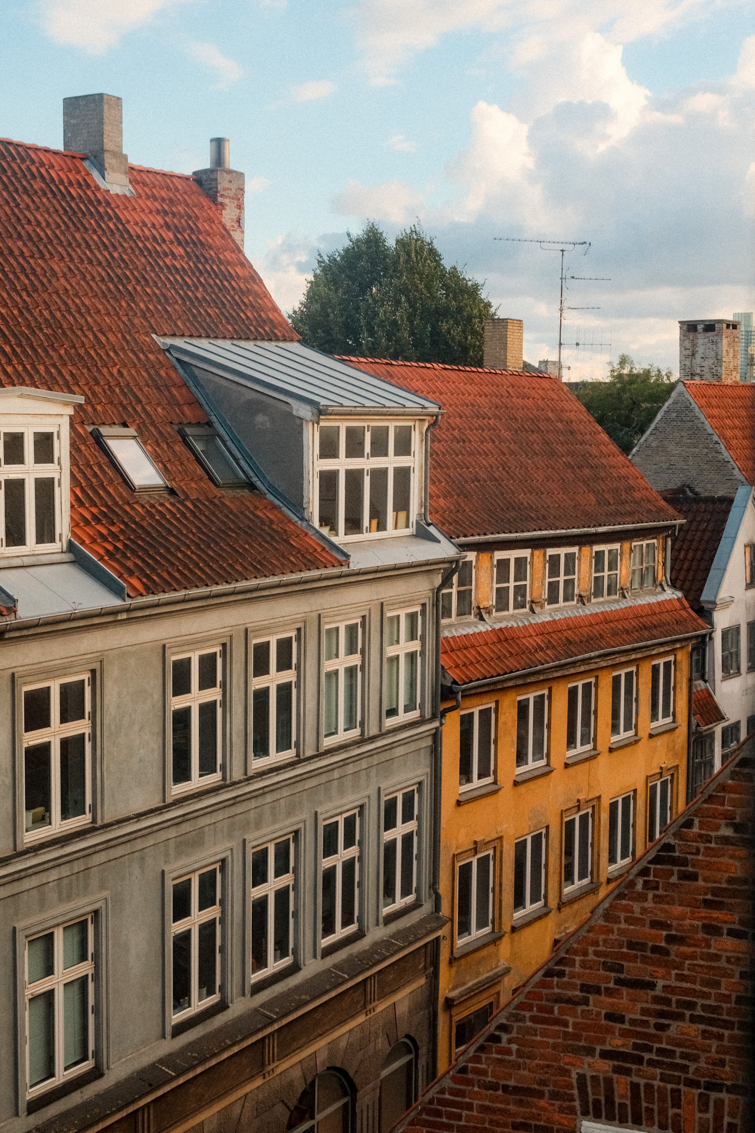 copenhagen-rooftop-red-tile-architecture-travel-photography-06.jpg