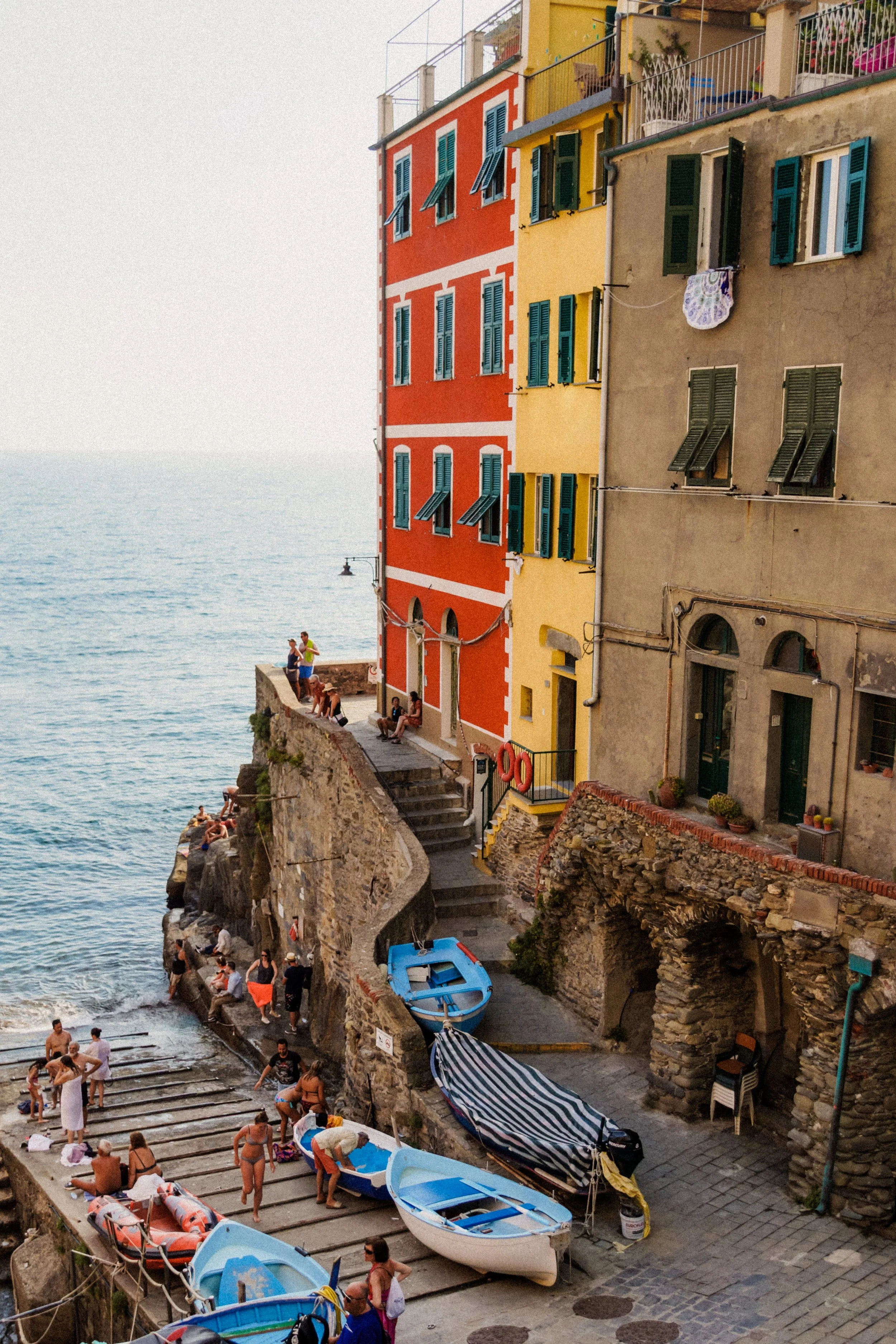 cinque-terre-riomaggiore-harbor-colorful-buildings-boats-travel-photography-10.jpg
