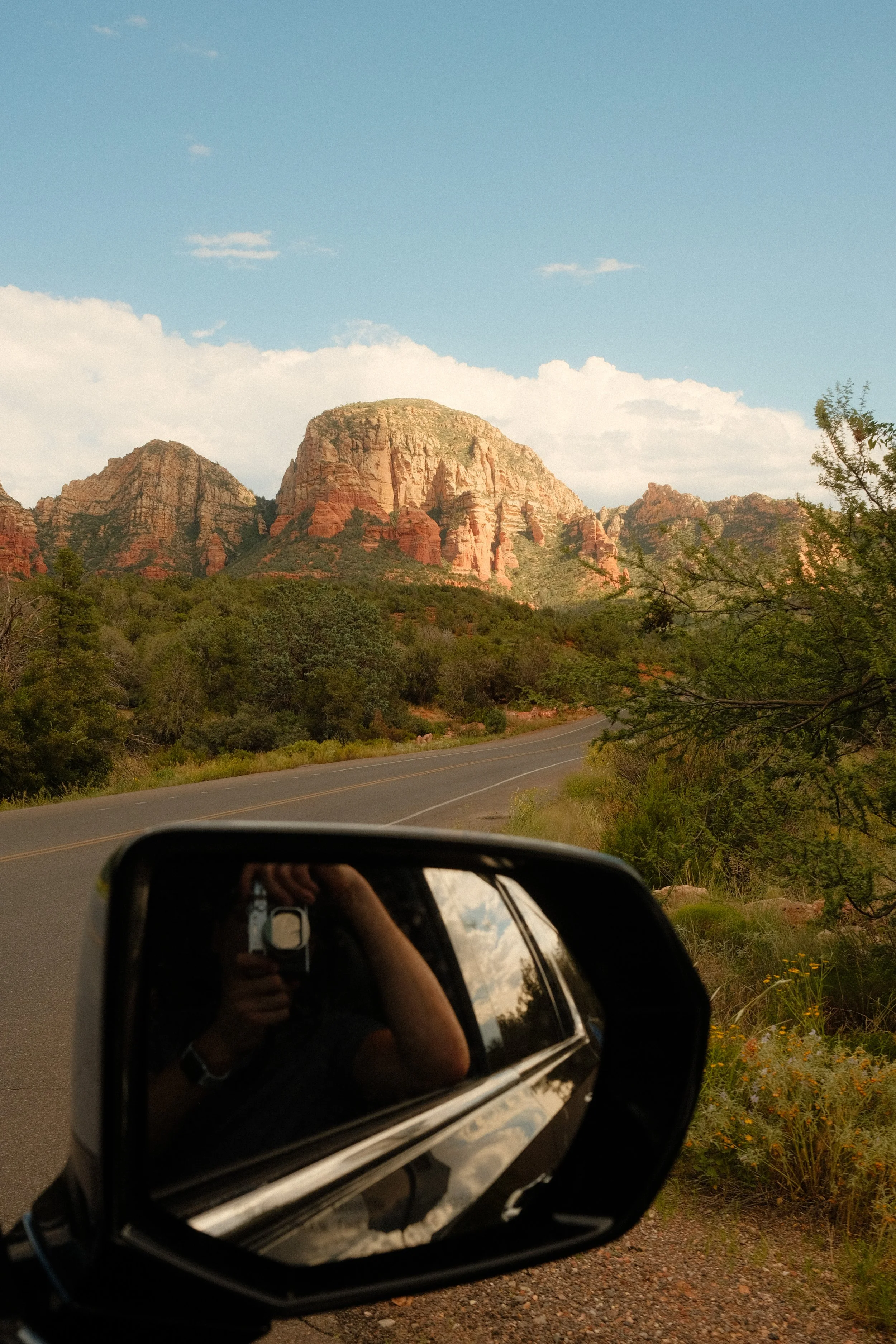 sedona-arizona-red-rocks-car-road-trip-travel-photography-02.jpg