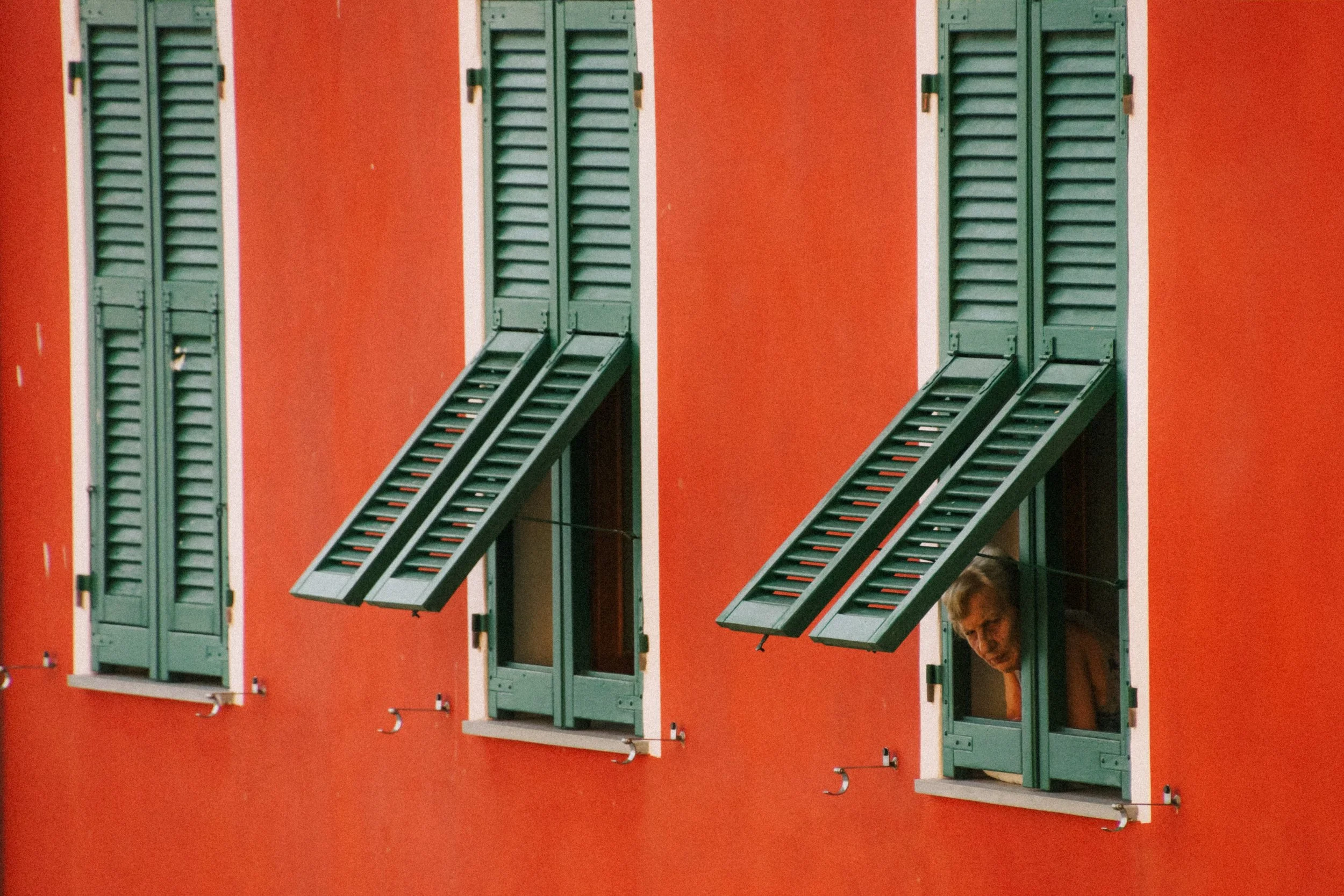 cinque-terre-italy-red-building-green-shutters-architecture-travel-photography-11.jpg