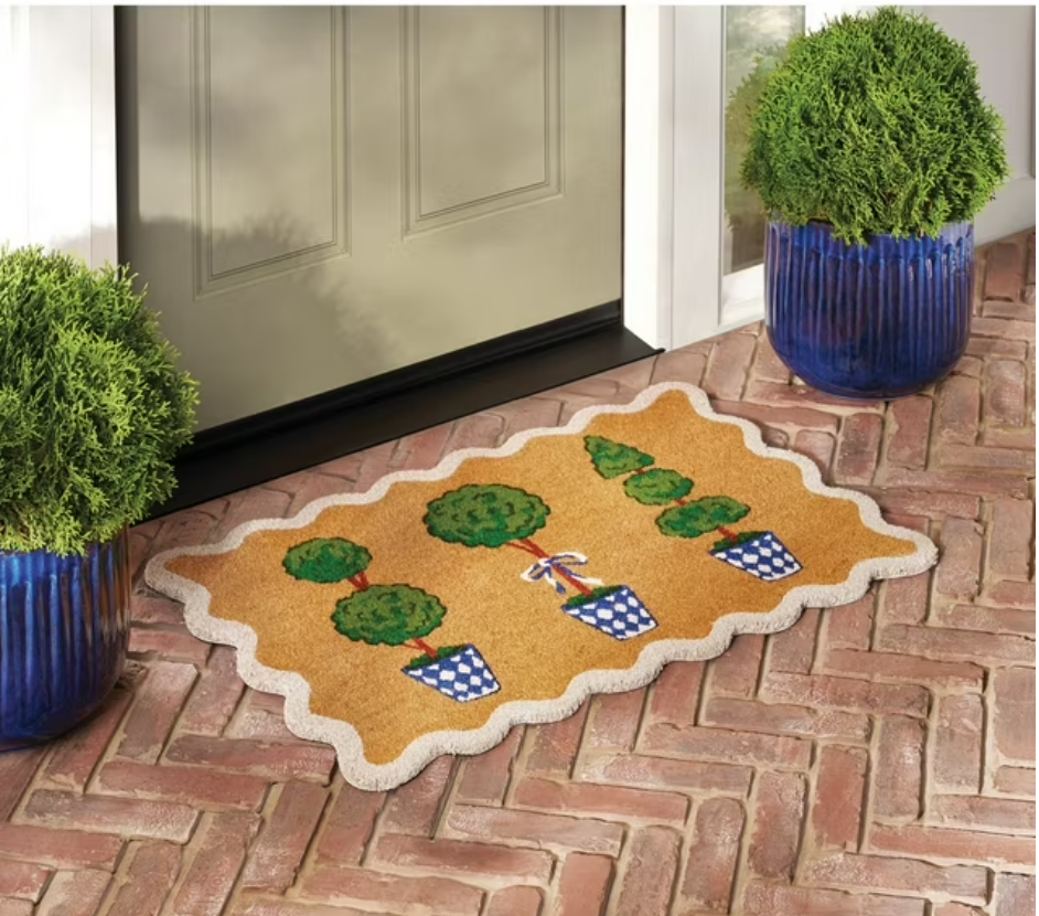 Scalloped Mat