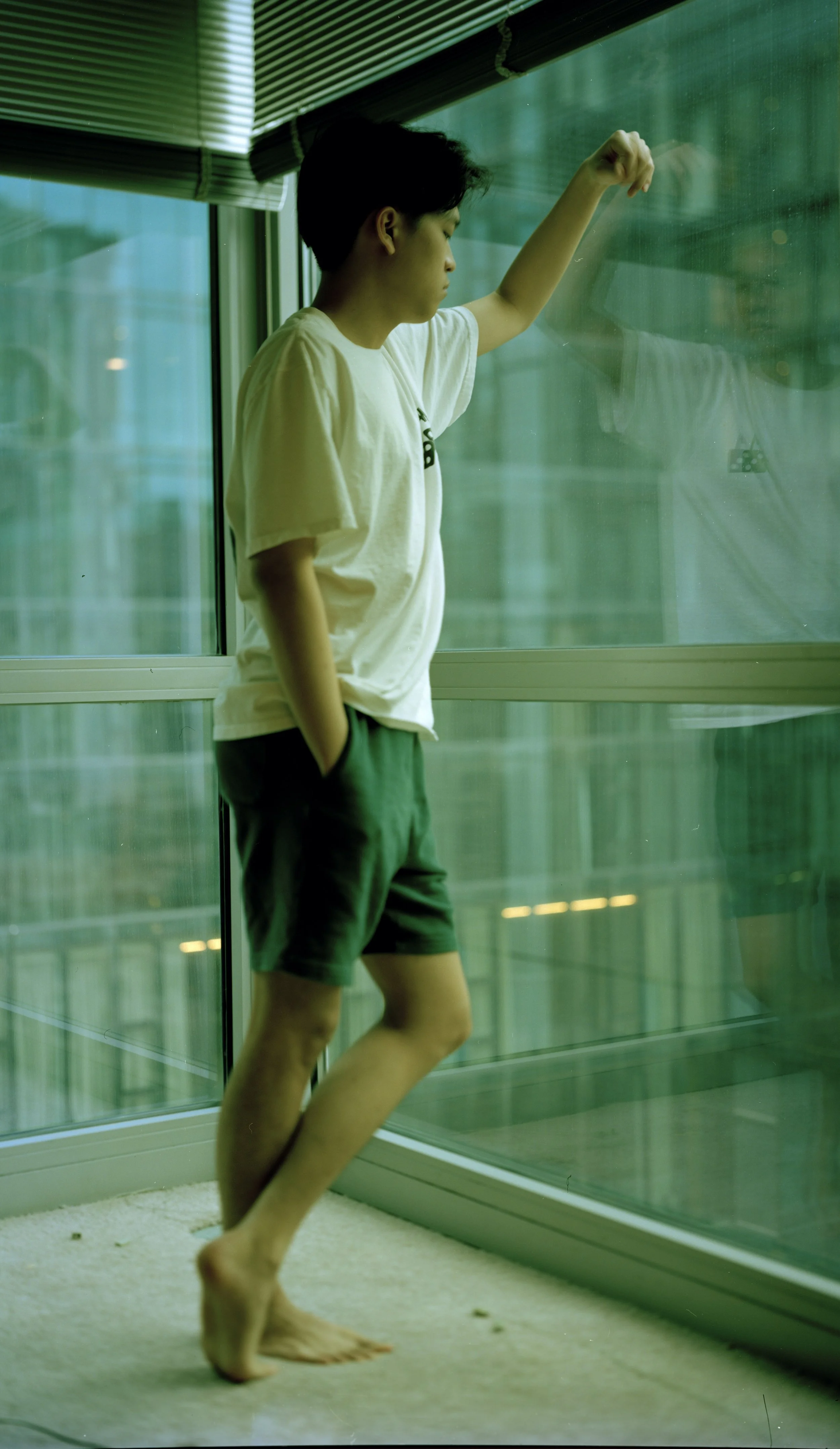 HONG LEE 1 copy.jpg
