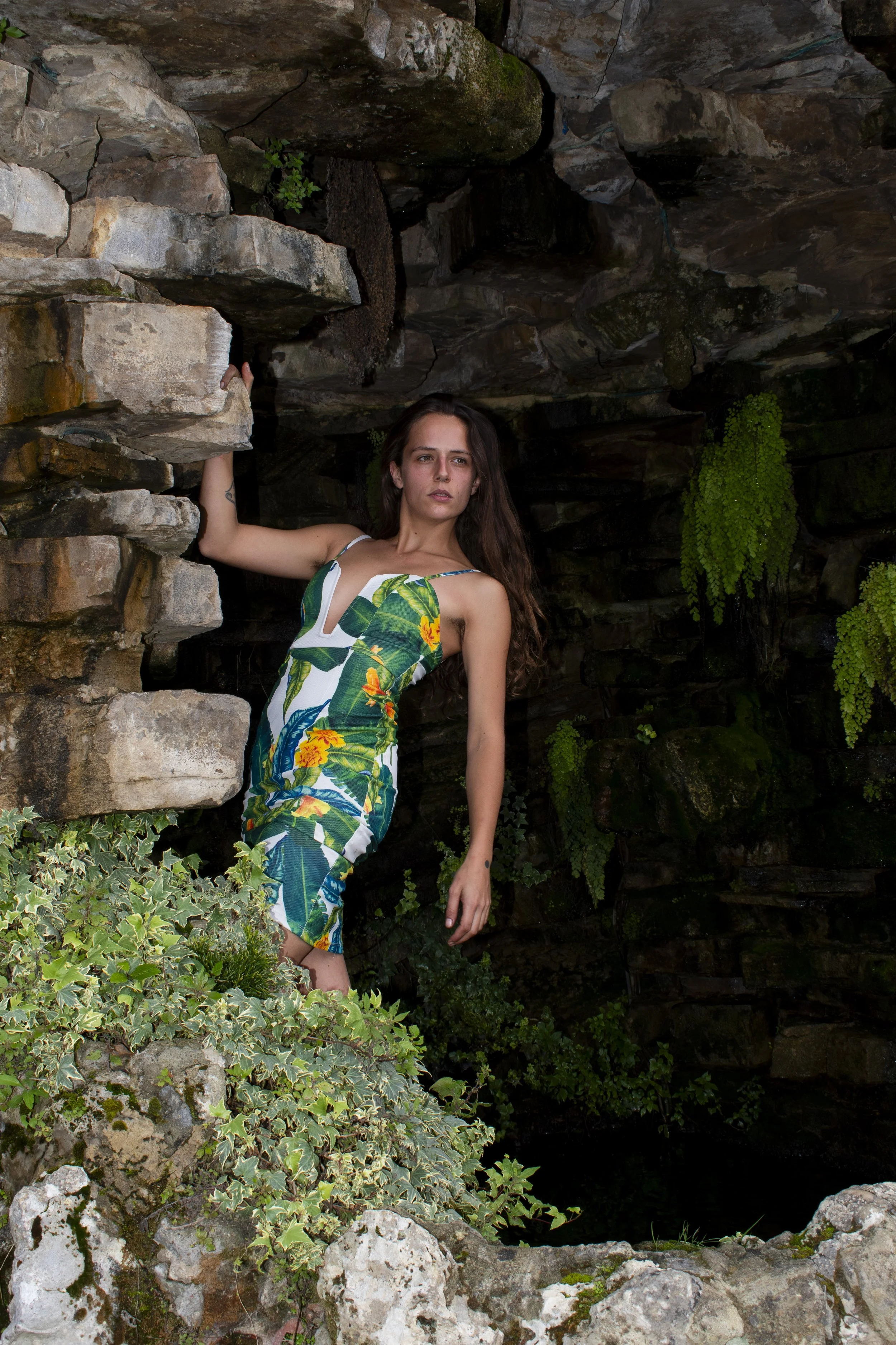 Model in Garden50.JPG